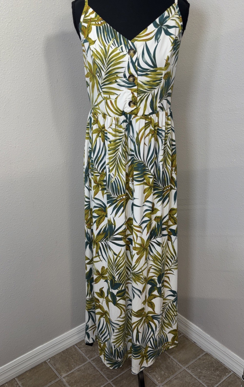 Love Squad Hawaiian Dress Women’s XL Multicolor Spaghetti Strap Beach Cruise