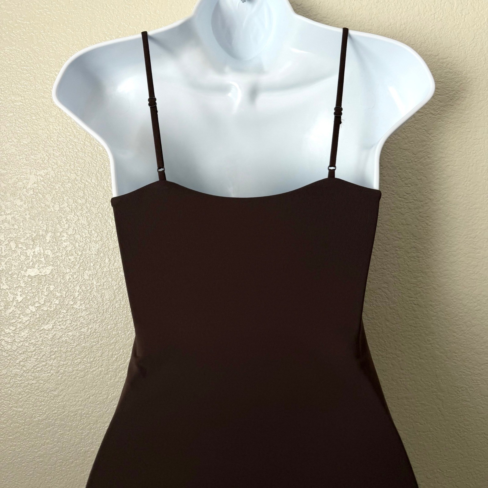Aritzia Babaton Dress Womens XS Espresso BrownContour Mini Adjustable Straps