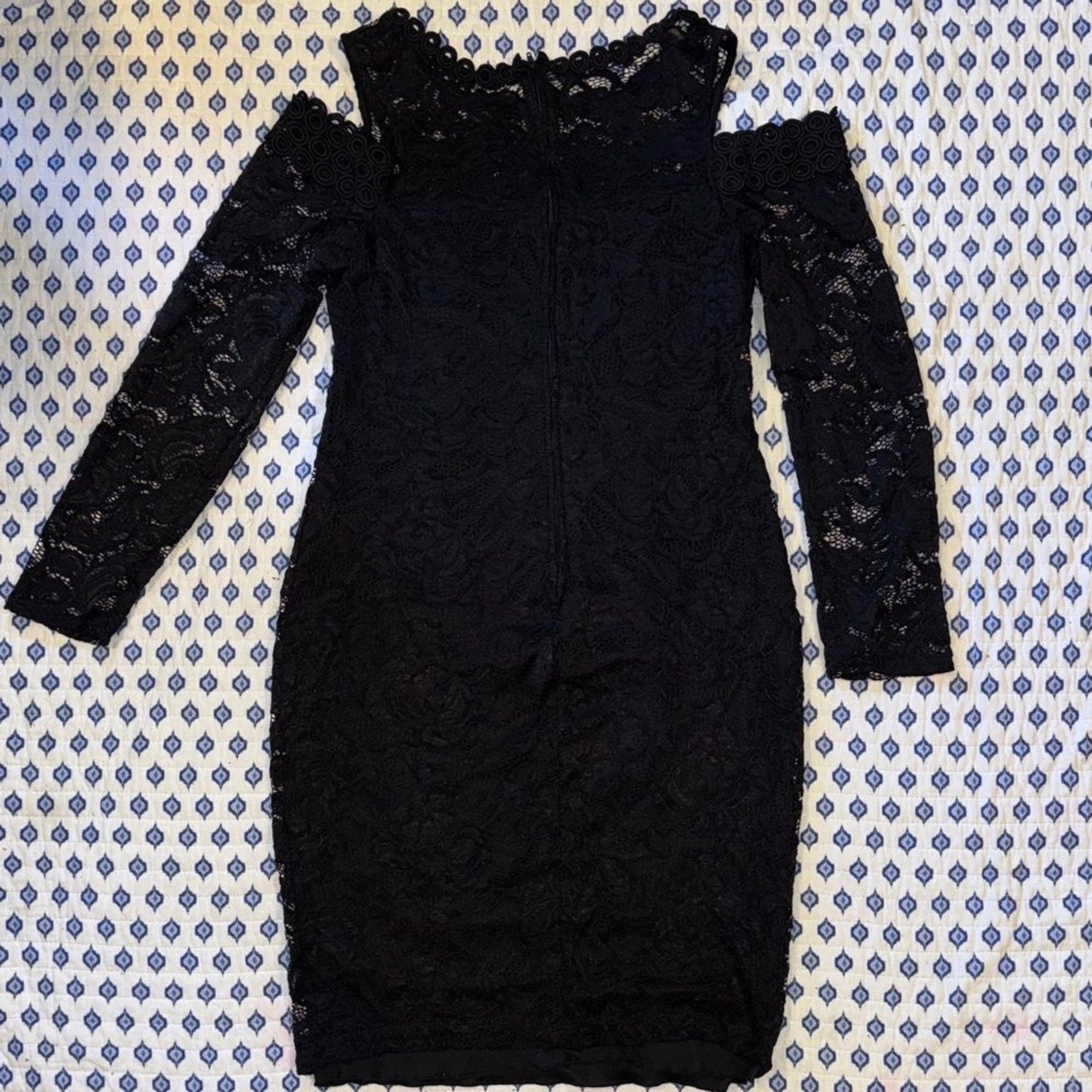 Bisou Bisou 14 Elegant Black Lace cold Shoulder Dress zipper back