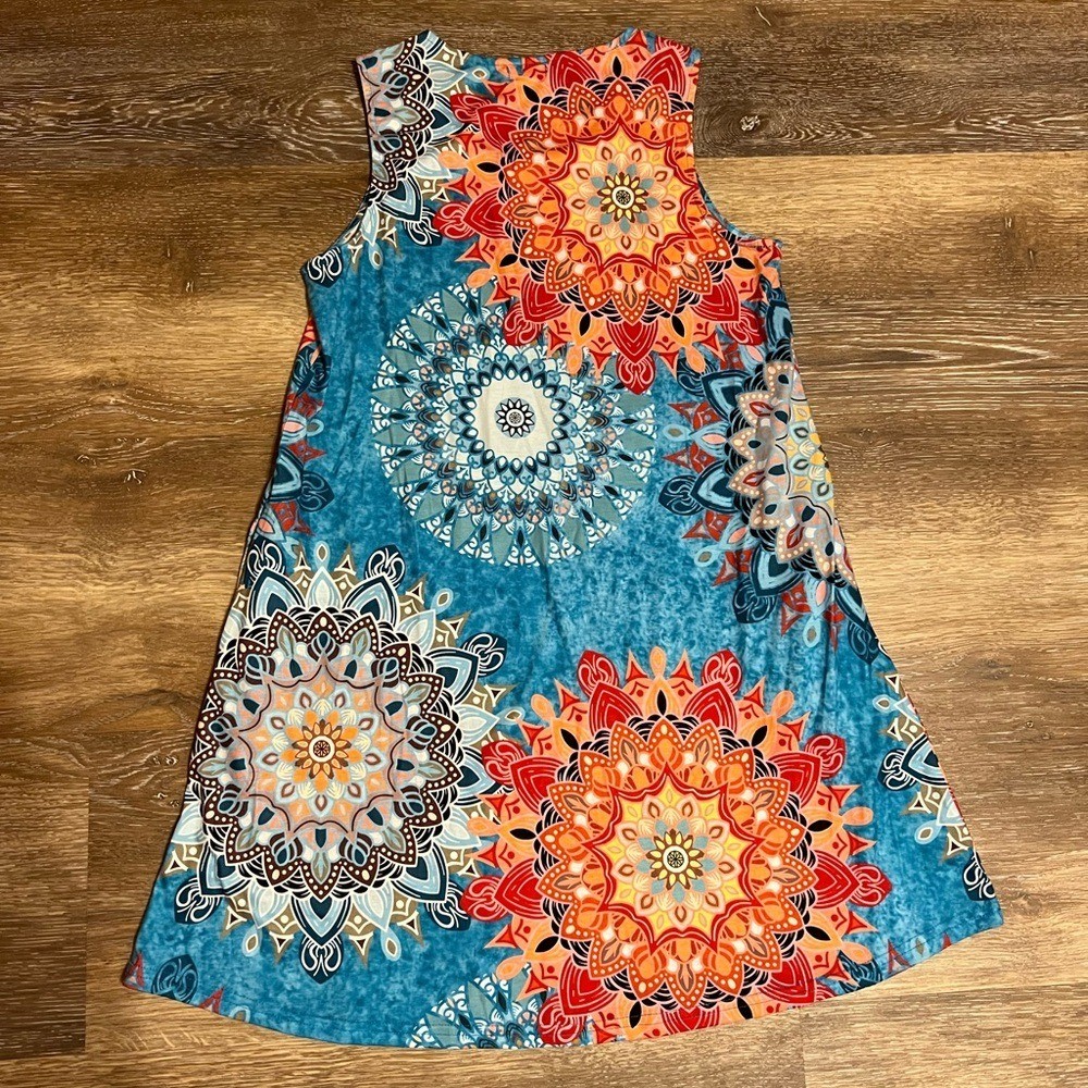 Simple Fun Medium sundress. NEW!