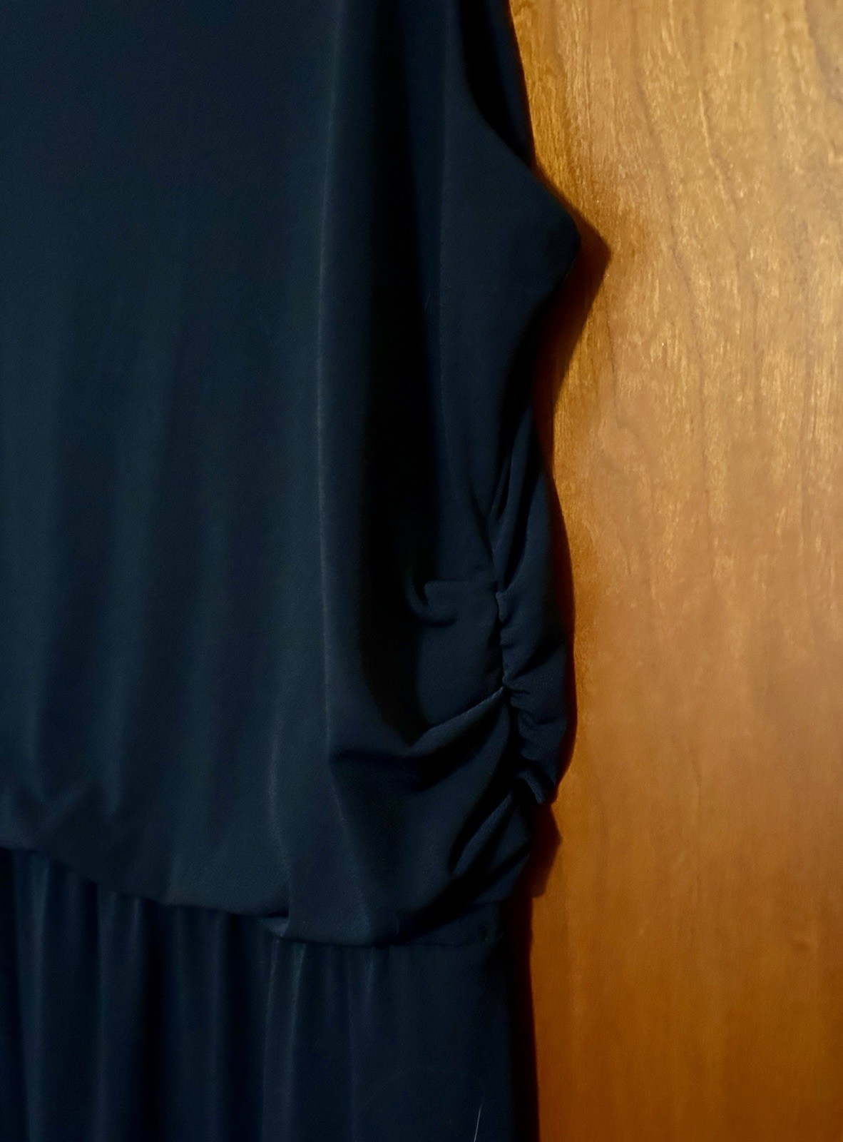 Classy, fully lined, wrinkle resistant Ann Taylor long navy blue dress size M