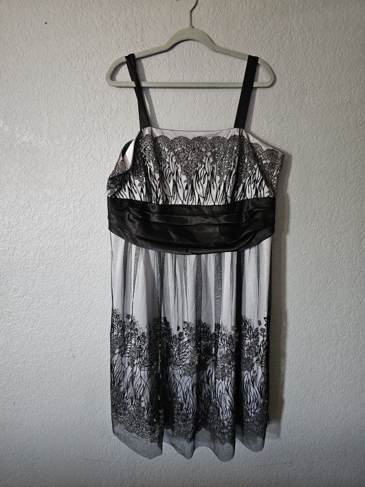 dressbarn Black White Lace Mesh Fit & Flare Square Neck Lined Dress 18