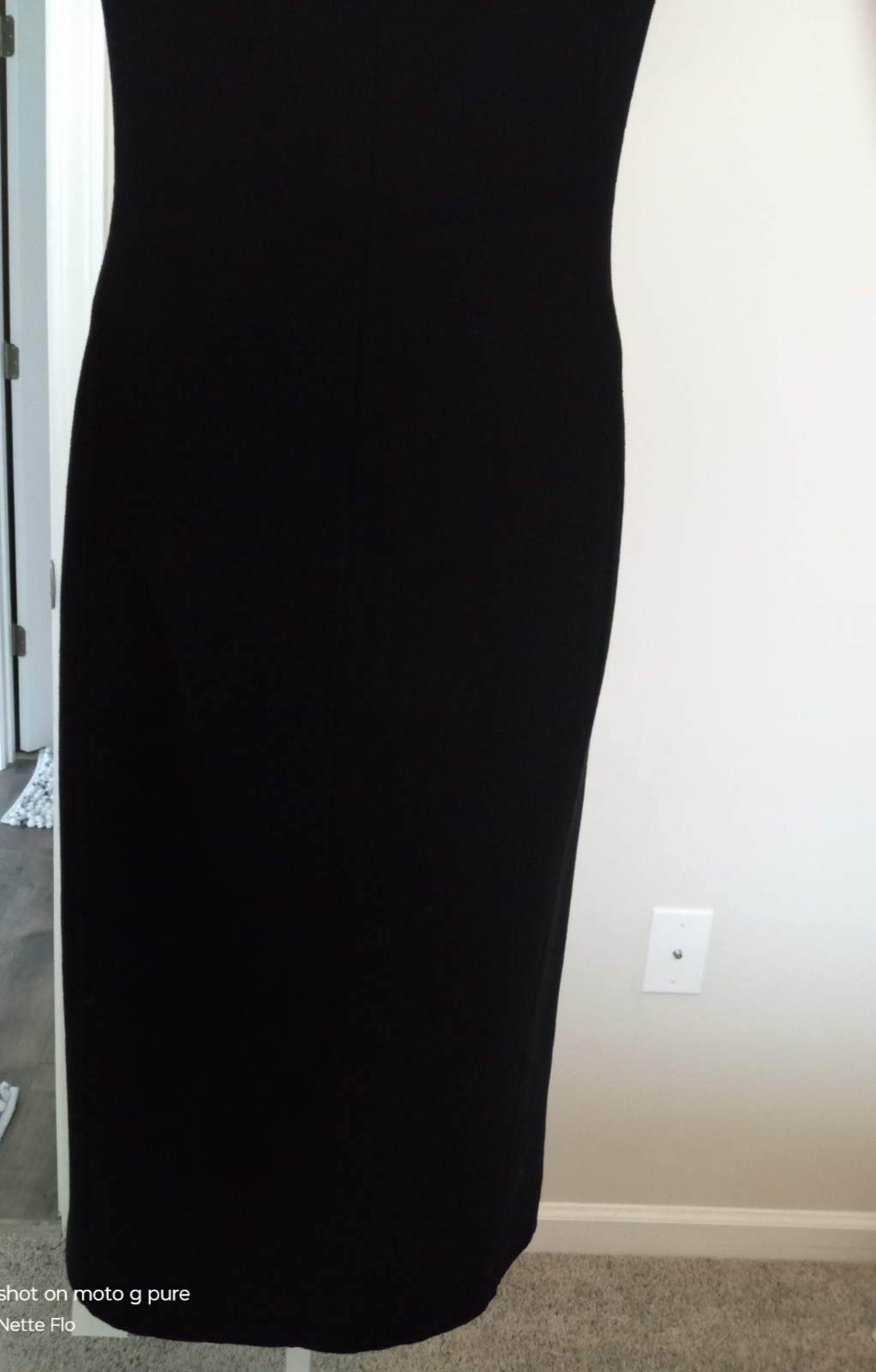 St John Black Wool Knit Sleeveless Ruffle Detail Mid Length Dress Sz 10