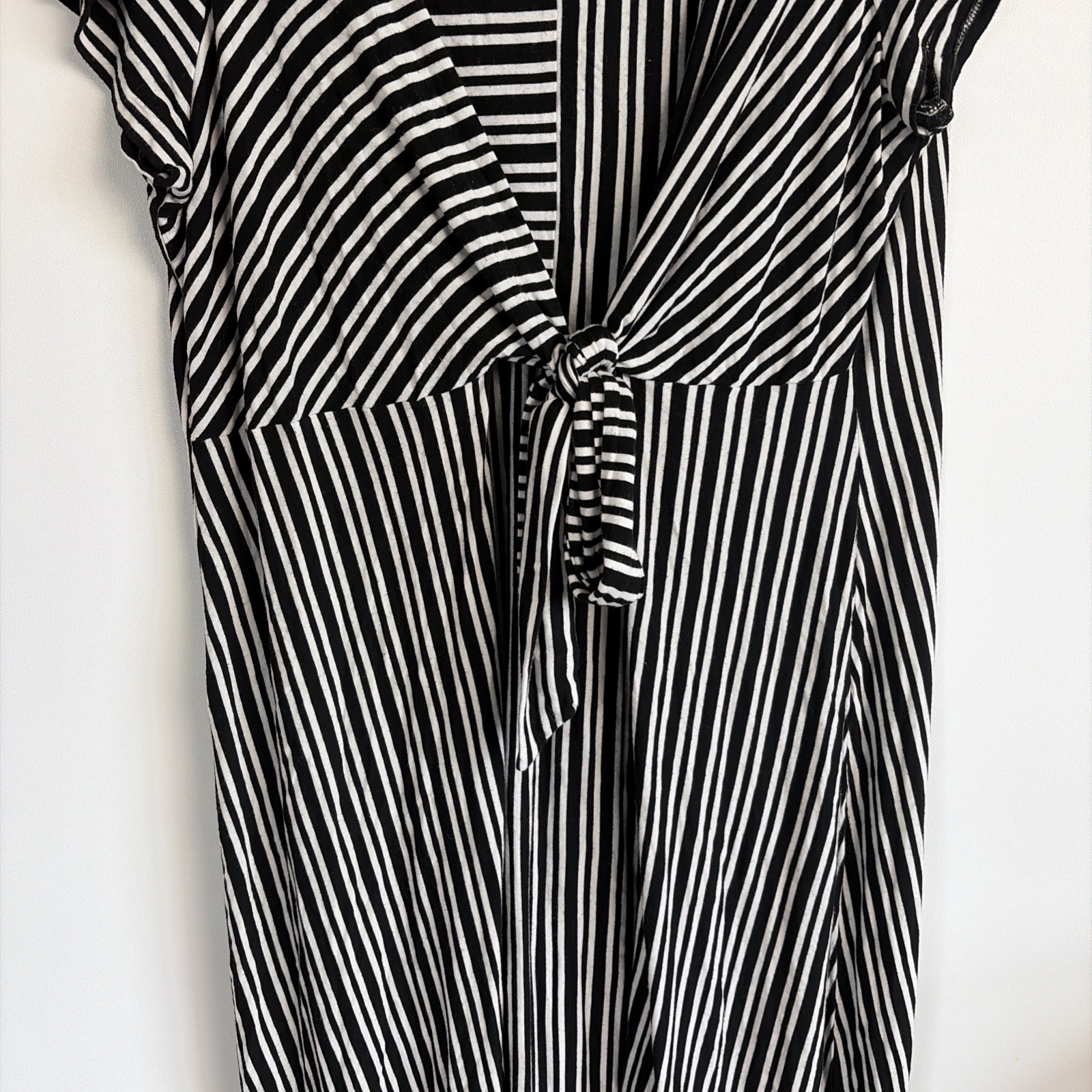 Lane Bryant Sz 26/28 Black & White Striped Stretch Tie Front Dress Classic City