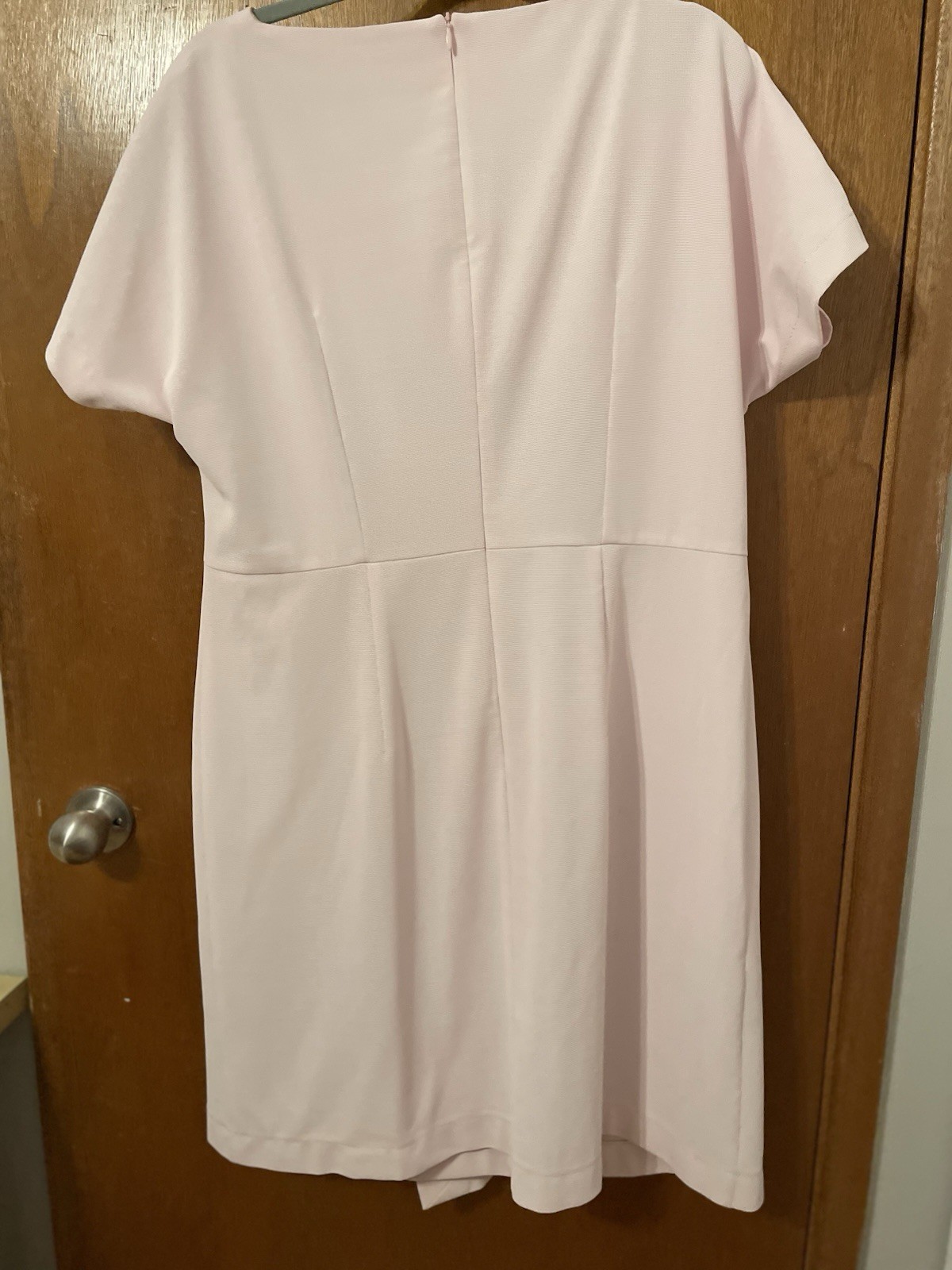 Hugo Pale Pink Size 12 Wrap And Button Short Sleeve Dress Lined Nice
