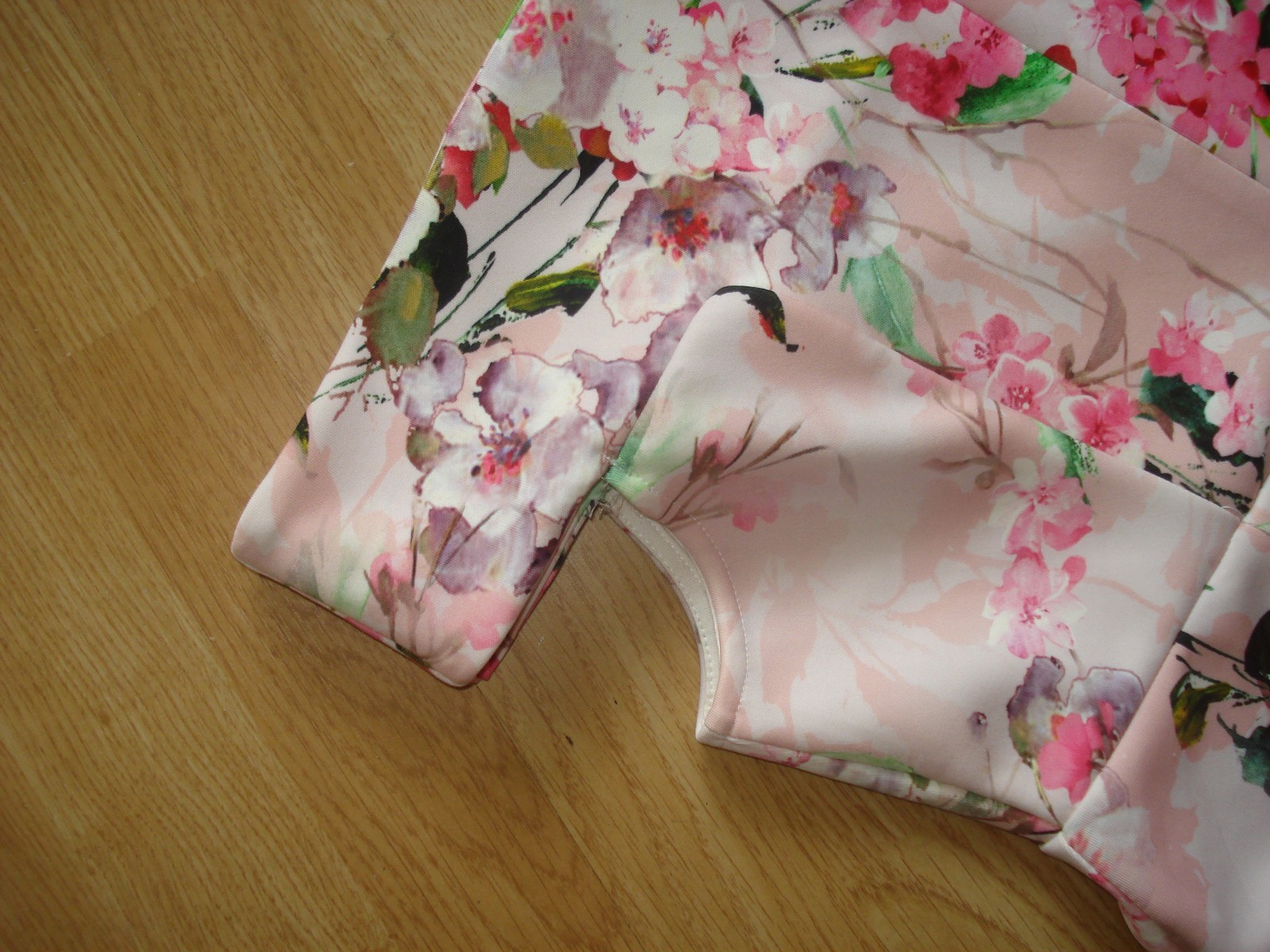 VERY PINK FLORAL OFF SHOULDER ZIP SLEEVELESS POLY/ELASTANE UK 14