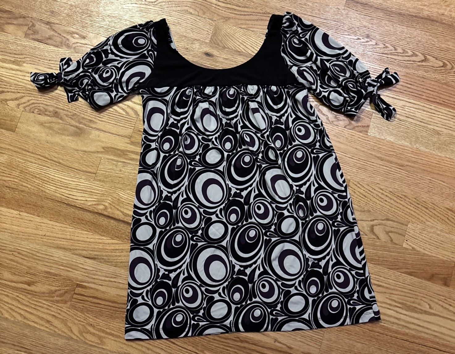 Y2KCandies Black White Dress Midi Stretch Geometric Short Sleeves Womens Size M