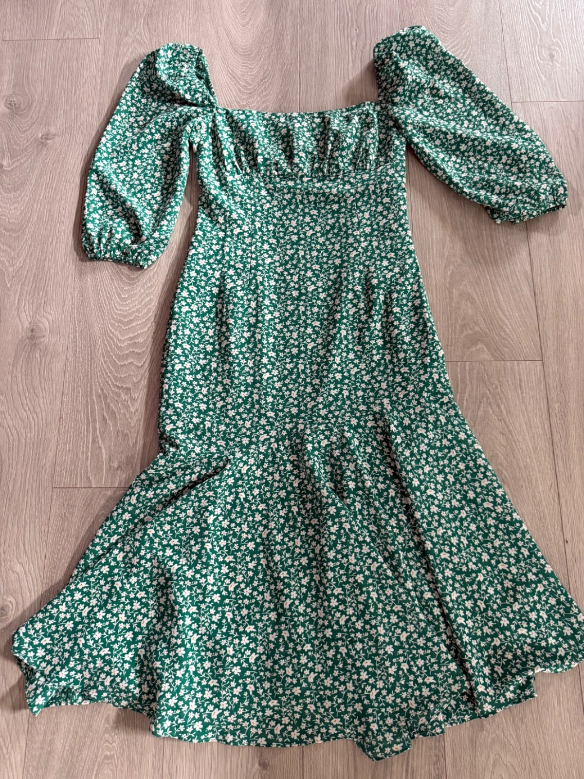 Commense Green Floral Puff-Sleeve Midi Dress