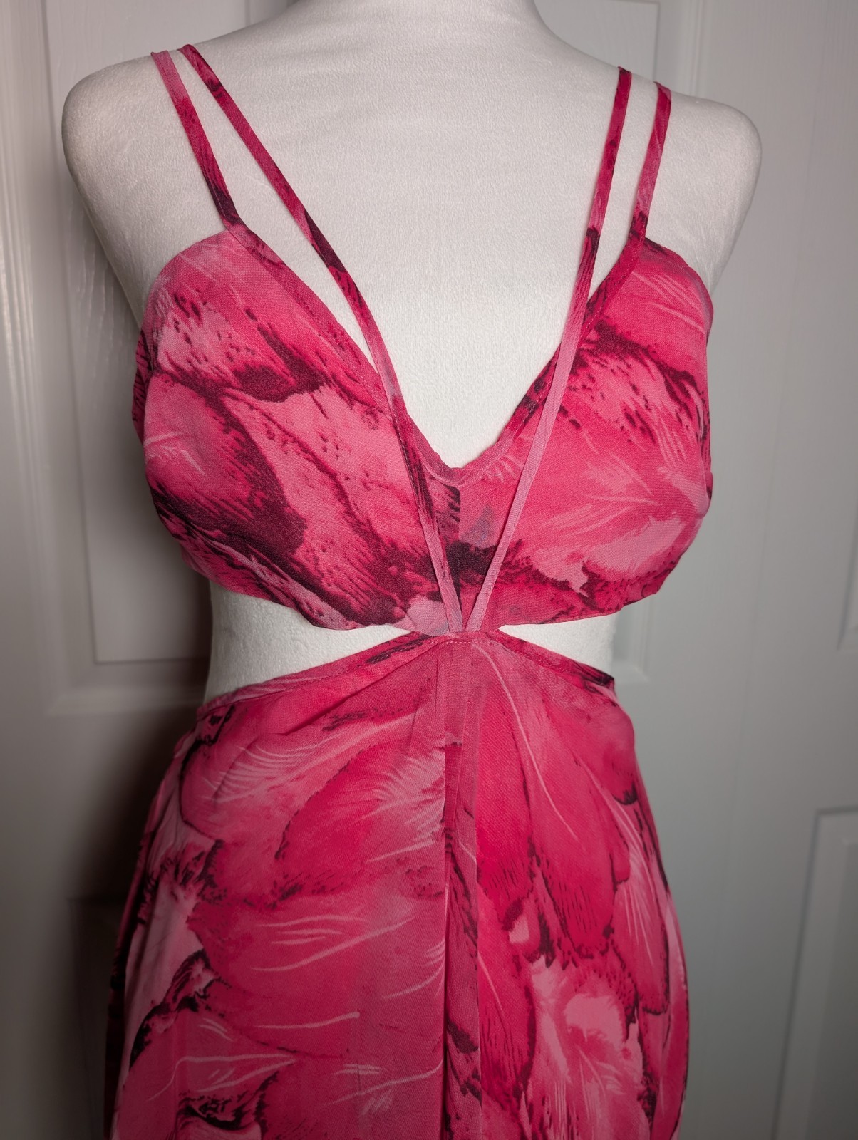 Luxxel Dress Size Medium Strappy Cut Out Sides/Back Hi/Lo Sheer Lined Resort