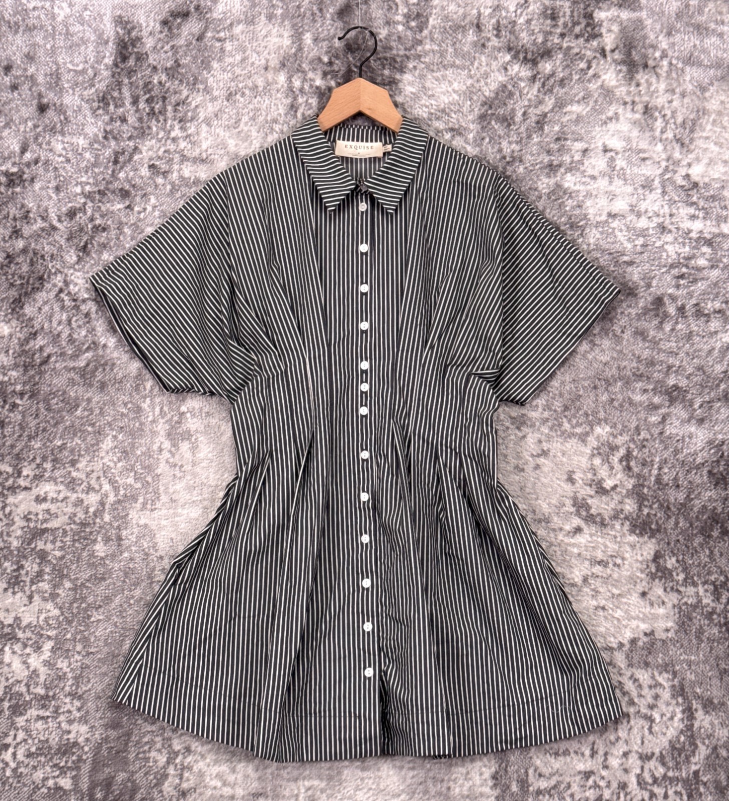 Anthropologie Dress Medium Womens Exquise Tobie Shirtdress Mini Gray Striped