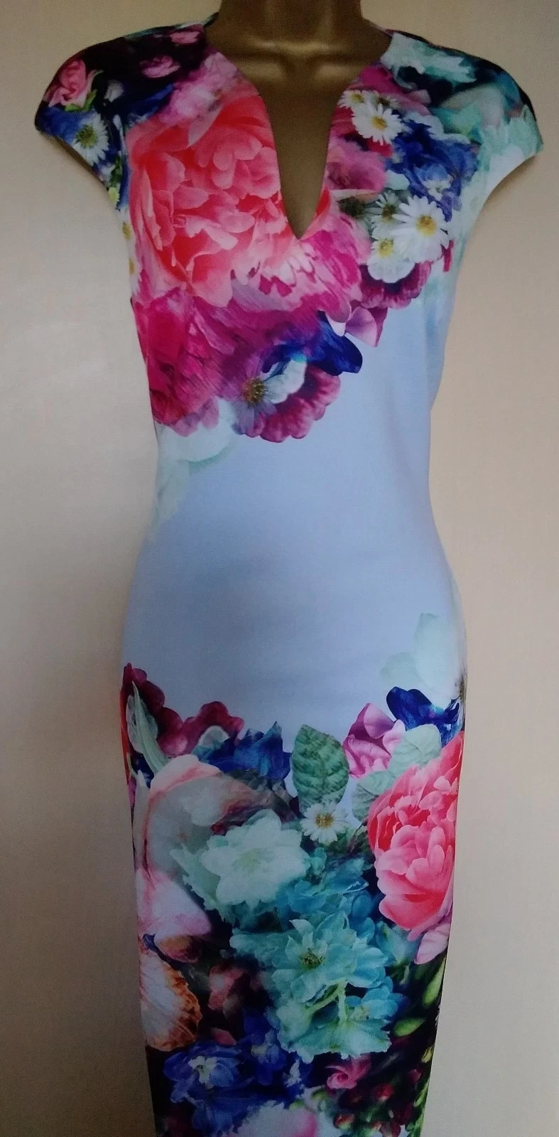 Ted Baker Light Blue “Brynee” Focus Bouquet Scuba Dress TB 3 UK 12