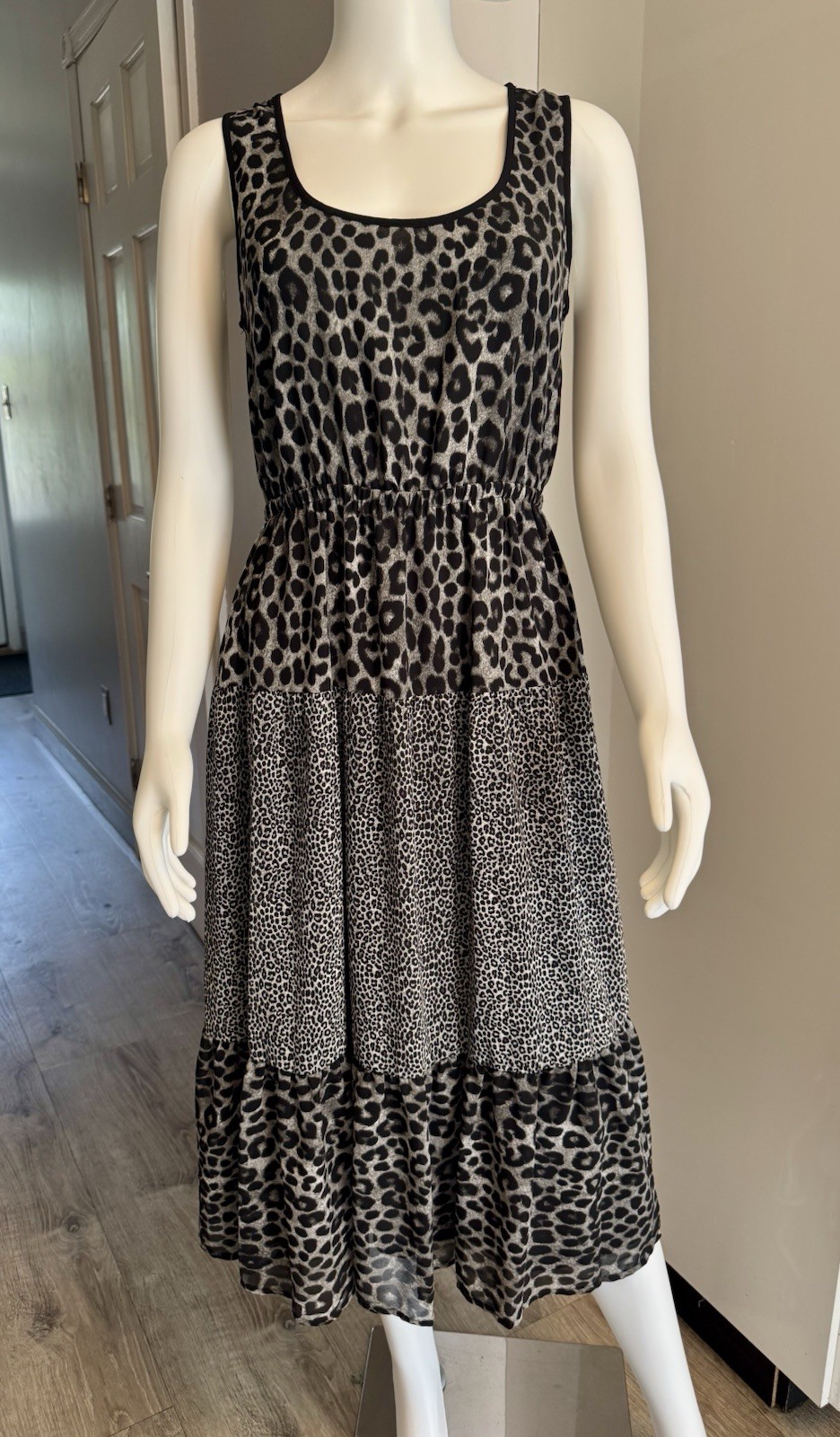Michael Michael Kors Black Gray Leopard Knit Ruffle Elastic Waist Midi Dress S