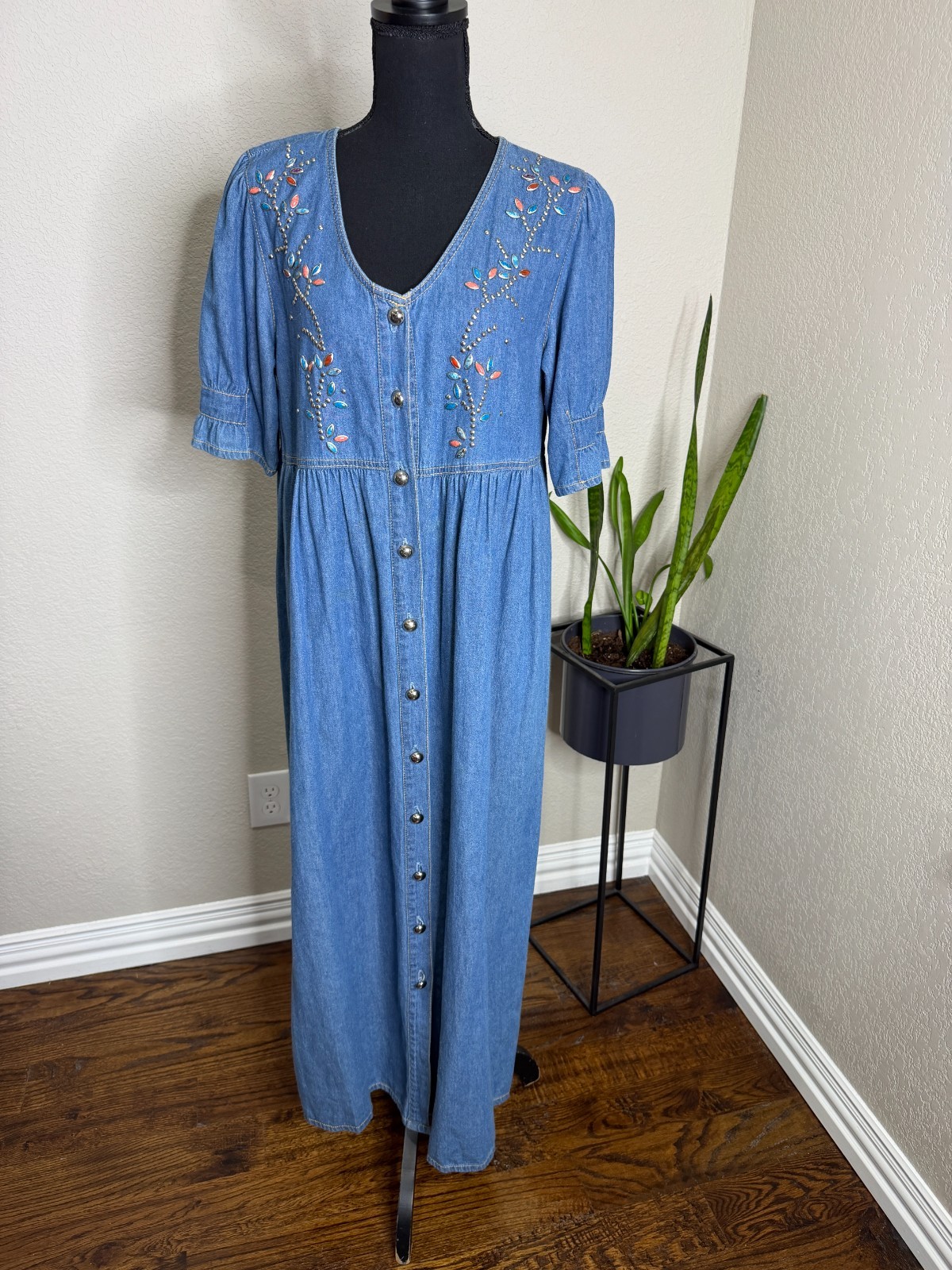 Monique Fashion 90’s western denim dress short sleeve size 8 bedazzled studs