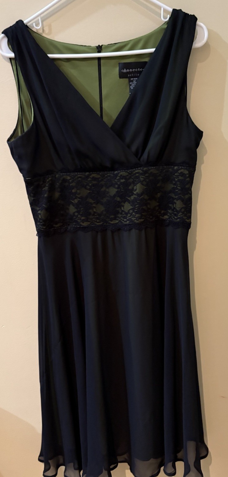 Connected 12P Petite Black A-Line V-Neck Chiffon Lace Waist Knee Dress Zip