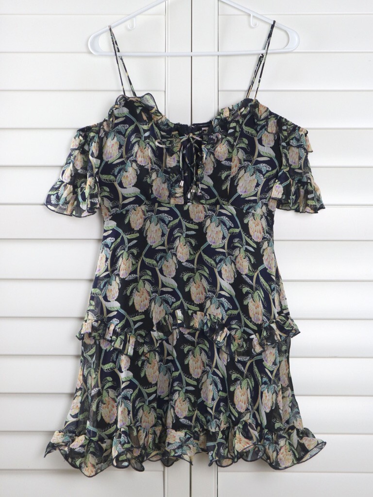 SELFIE LESLIE NWT Navy Ruffle Structured Floral Lace UpMini Dress Size Medium