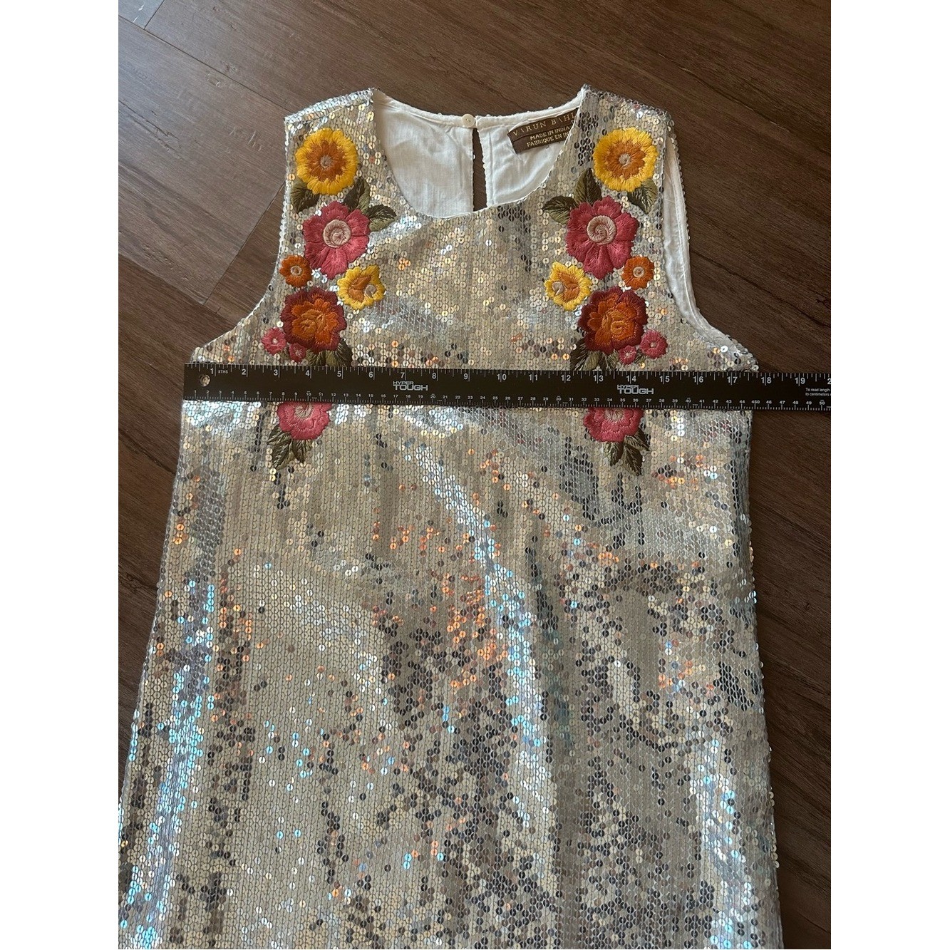 Anthropologie Varun Bahl Sequin Shift Dress in Silver. Size S
