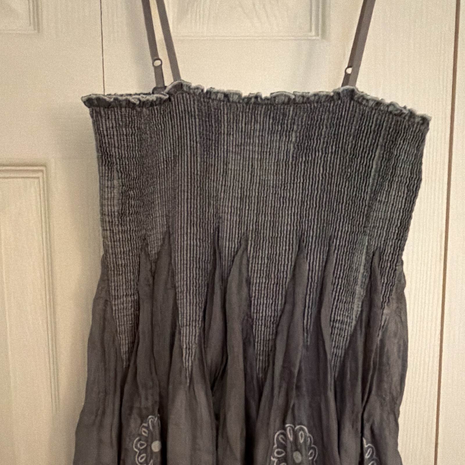 Max Studio One Size Gray/White Floral Smocked Square Neck Midi Sundress Straps
