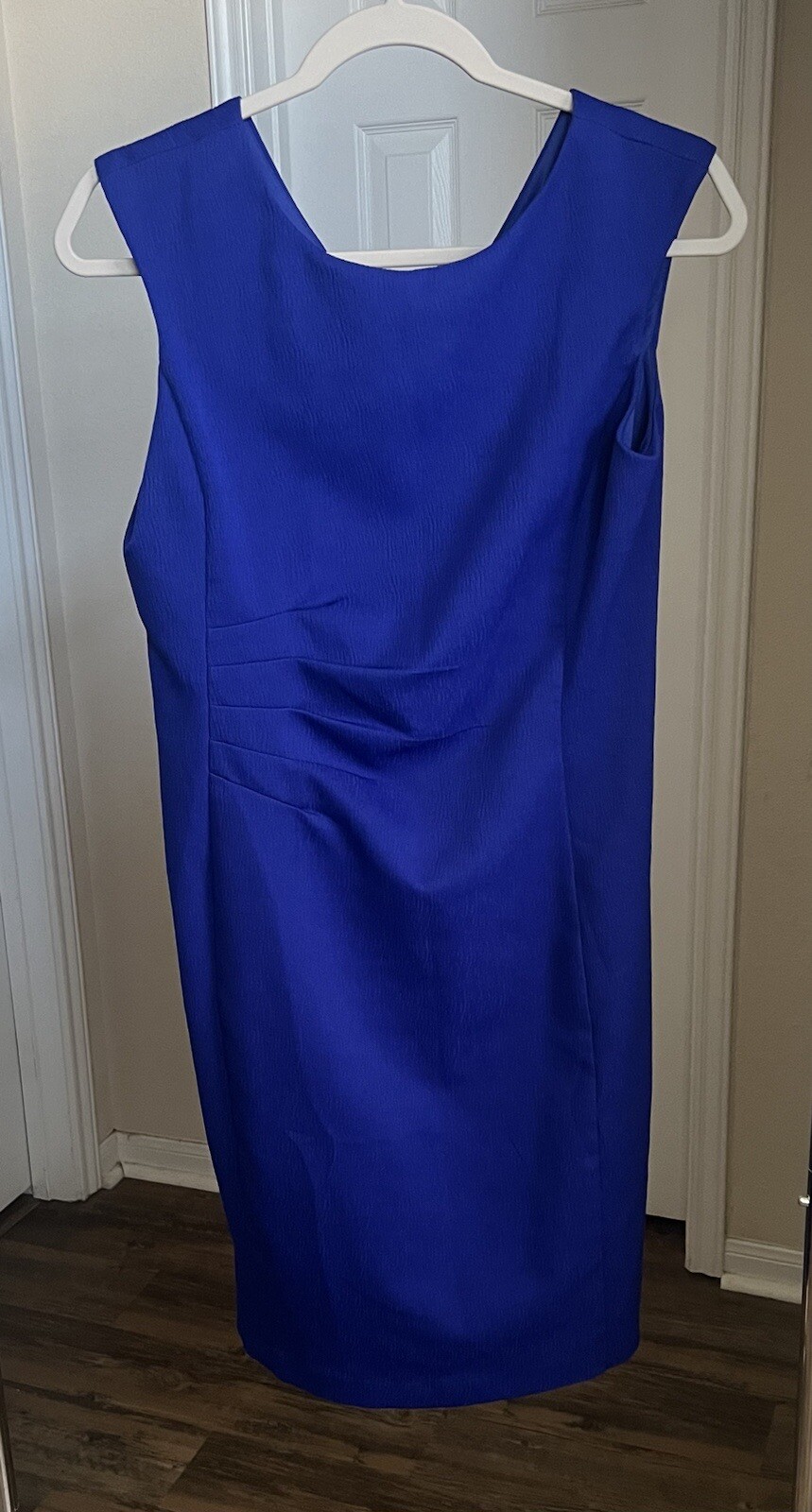 Ellen Tracy Sleeveless Dress With Back Half Zip Size 4 Shoulder down length 38″