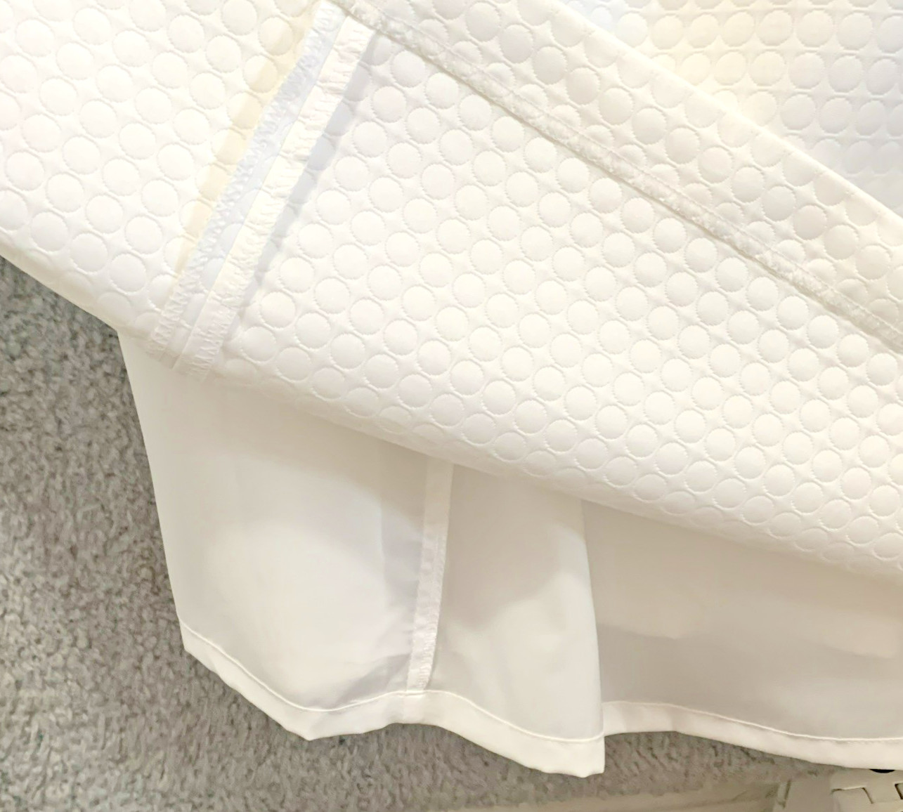 Jones New York White Quilted Sheath Dress Classic Sleeveless Lined Zip, 16 NWT!