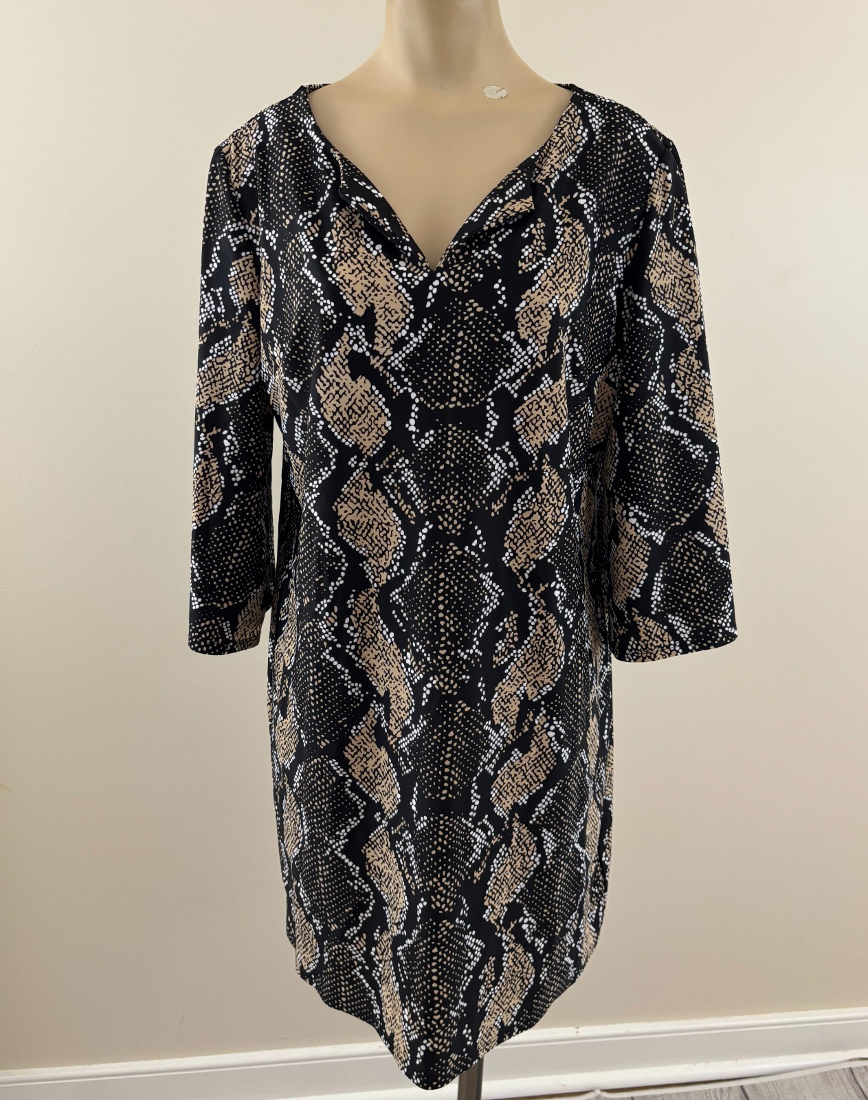 JUDE CONNALLY MEGAN Sz Large Black Snakeskin Print Jude Cloth Bell Sleeve Dress