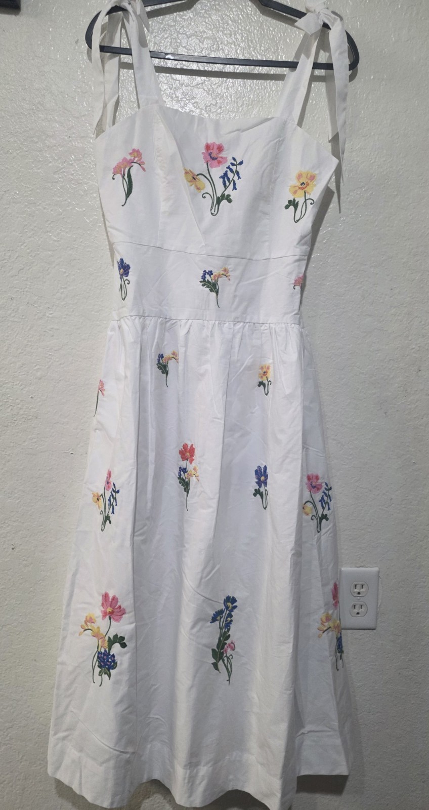 Free Assembly Embroidered Women Sleeveless Maxi Dress, Tie-shoulder Size M NWT🔥