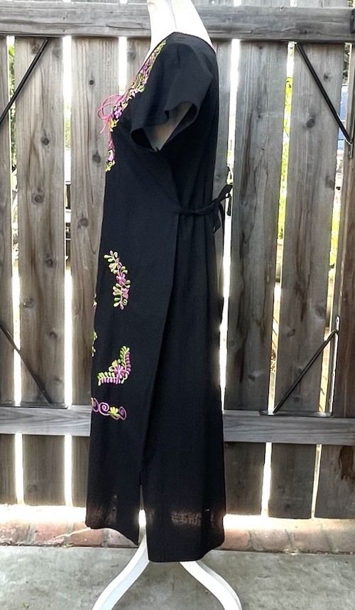 Mexican Embroidered Dress Midi Boho Tunic Short Sleeve ONE SIZE Black