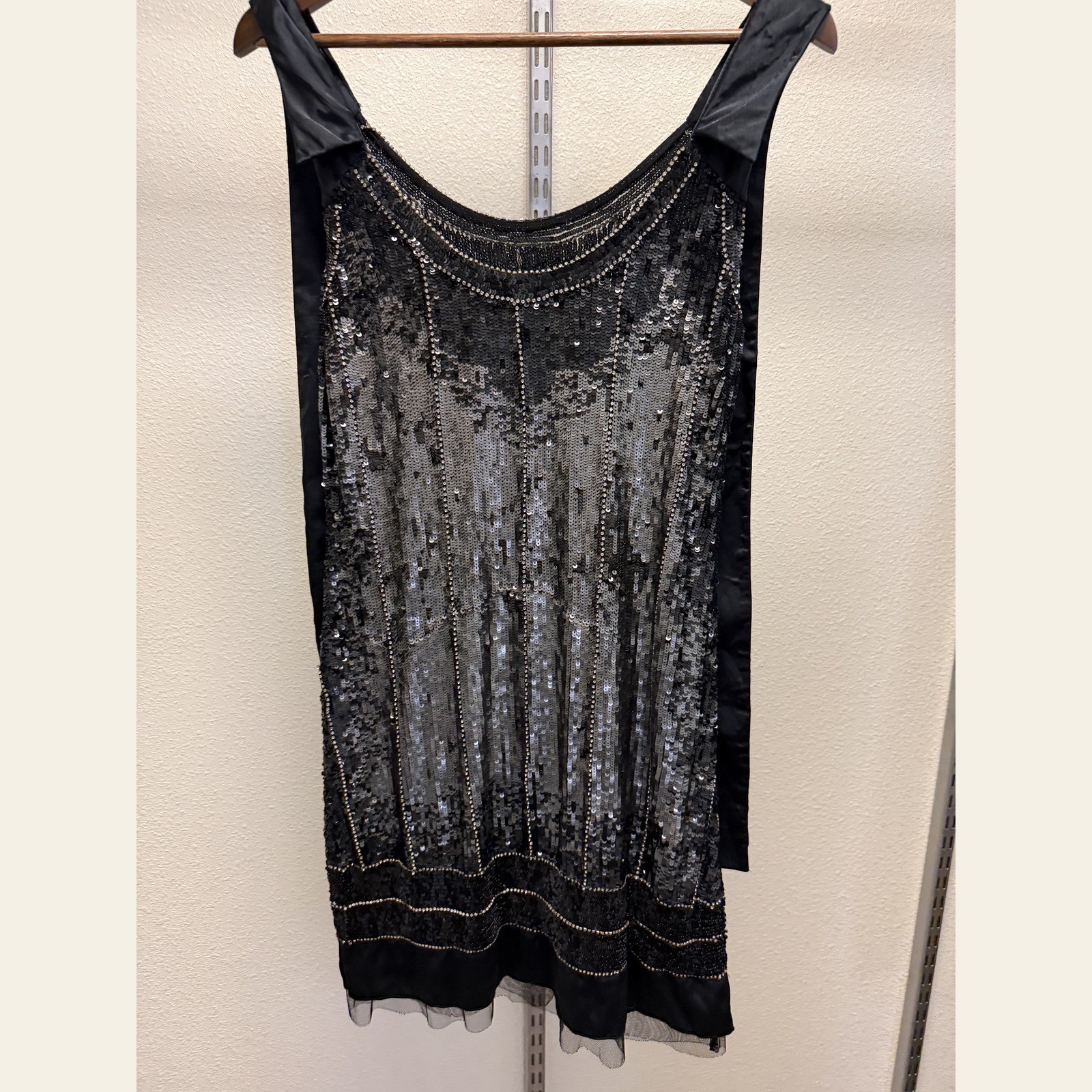 Black Silver Sequin Drop-Waist Flapper Mini Dress 1920s Art Deco Style Women’s S