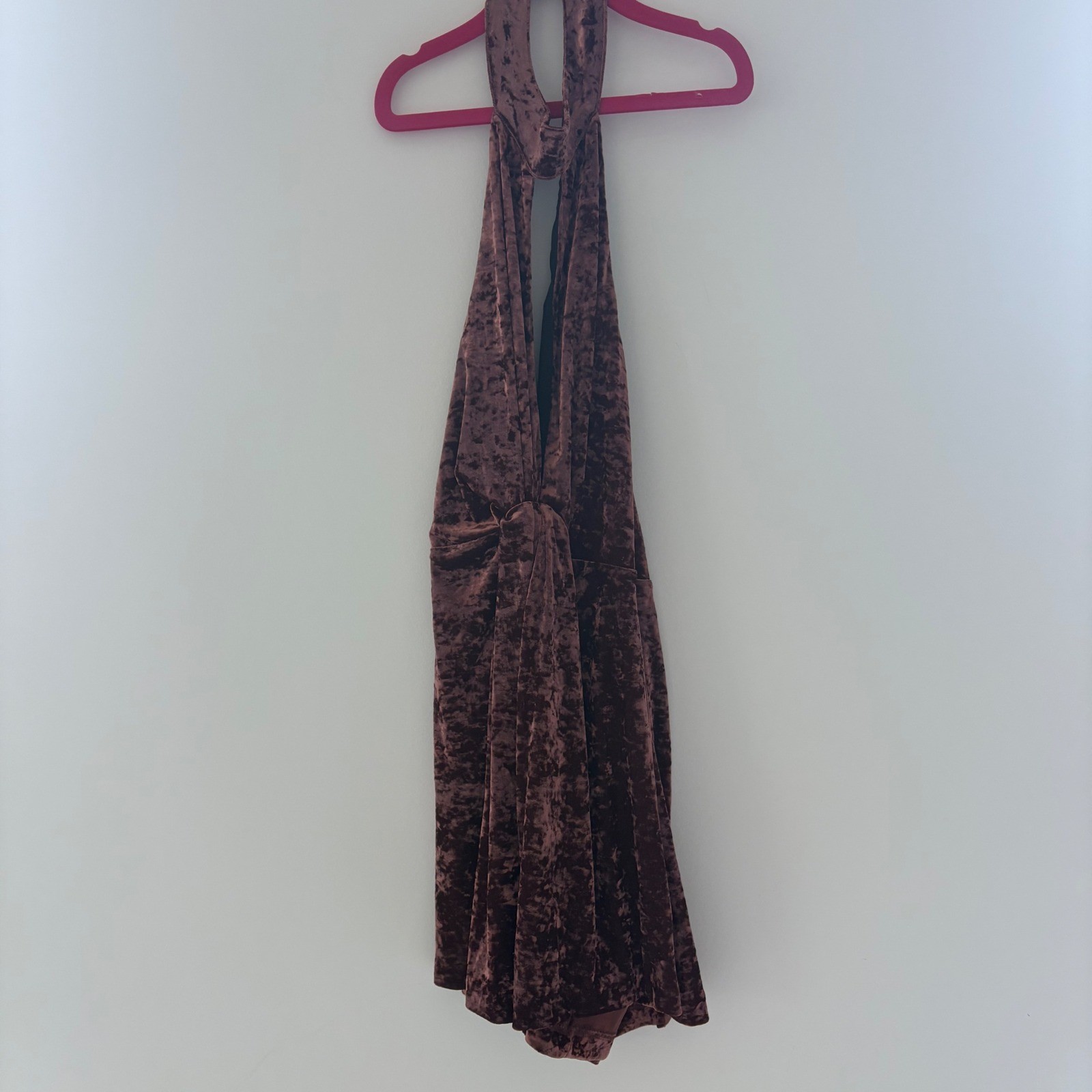 ASTR Velvet Halter Romper Women’s Medium Brown Sleeveless Cocktail Open Back