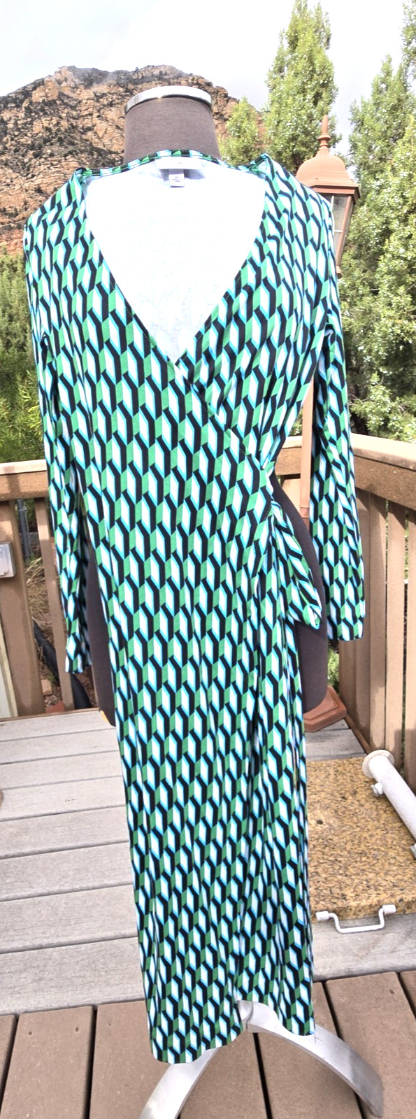 Diane Von Furstenberg for Target Wrap Dress Arrow Geometric Green New Size XS