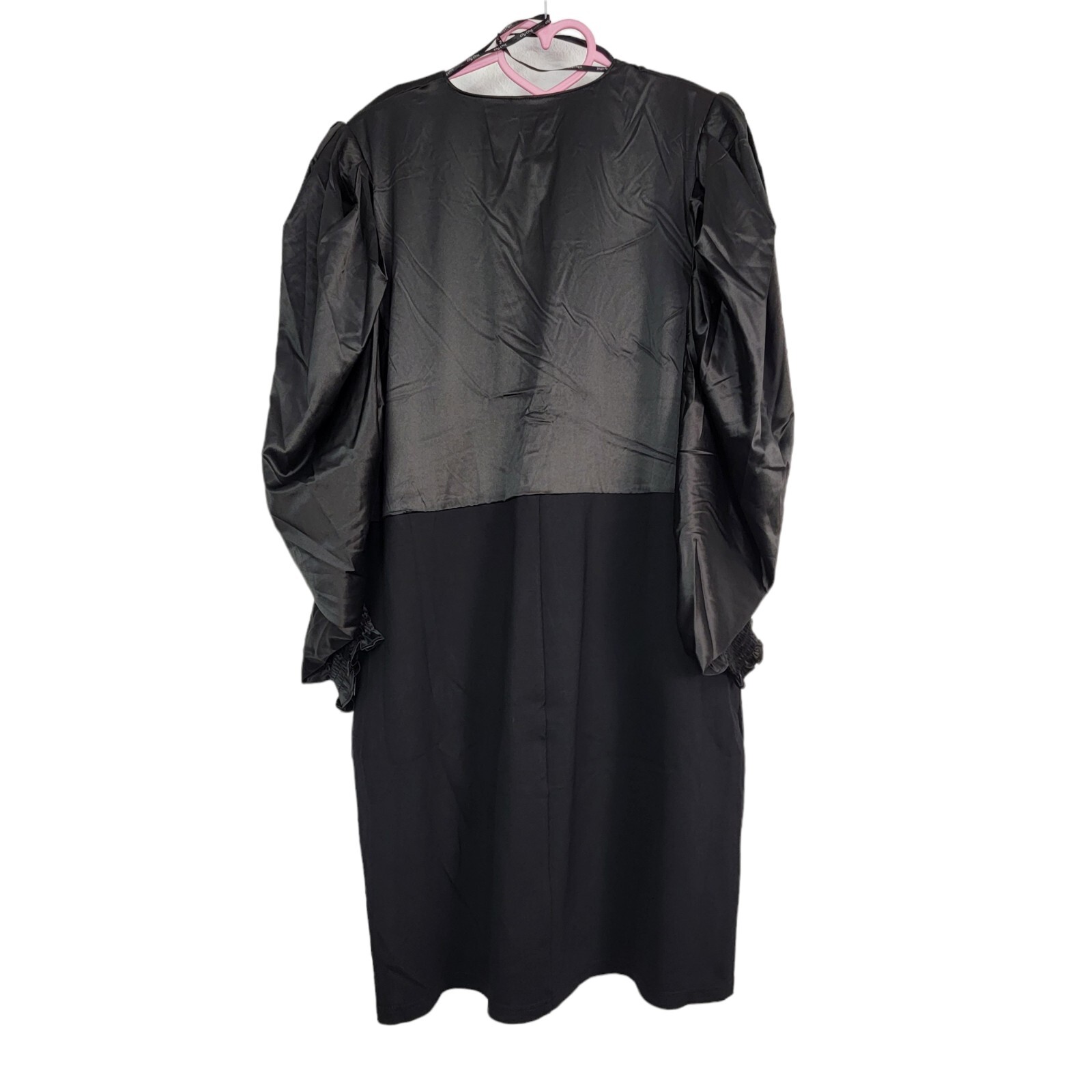 City Chic Trendy Plus Size Affluent Dress Black Size 18/M Bodycon Women’s V Neck
