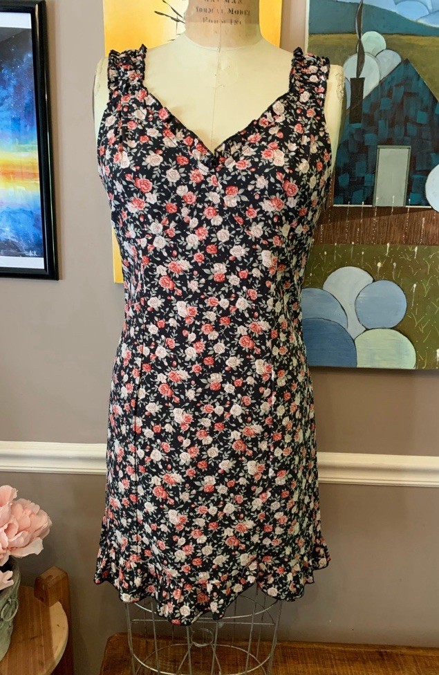 SHEIN Cottagecore Black Rose Print Sleeveless Ruffle Dress Large