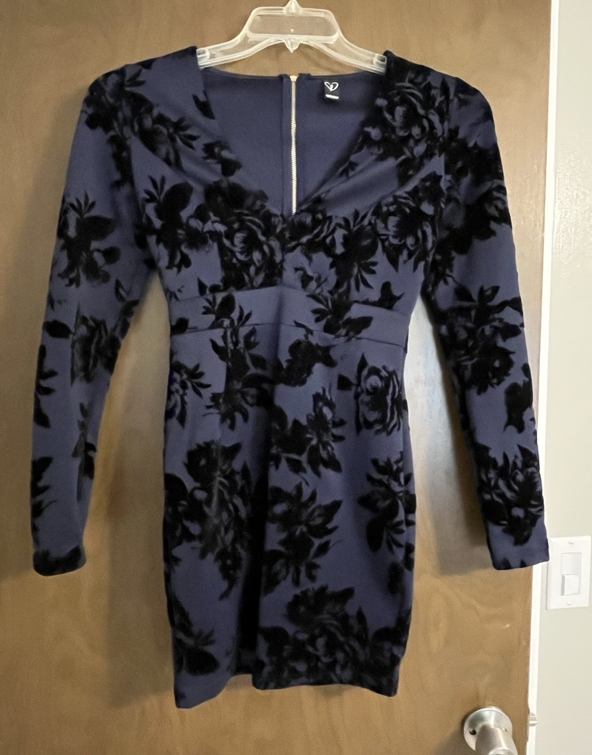 Windsor Blue Black Floral Velvet V-Neck Long Sleeve Bodycon Short Dress S