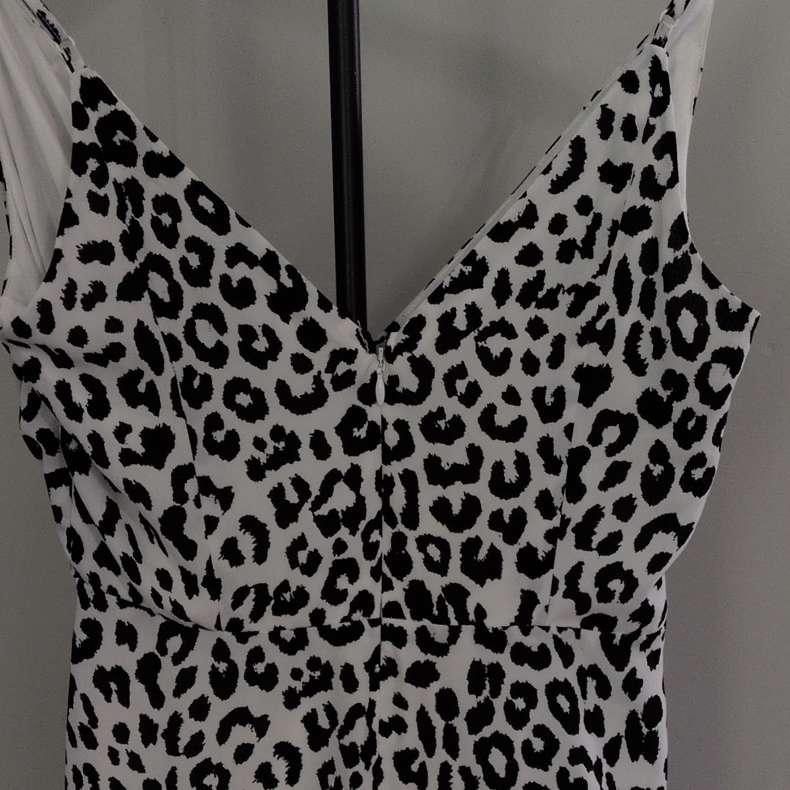 Express White/Black Leopard Animal Print Slip Dress Lined V-Neck Strappy Midi S