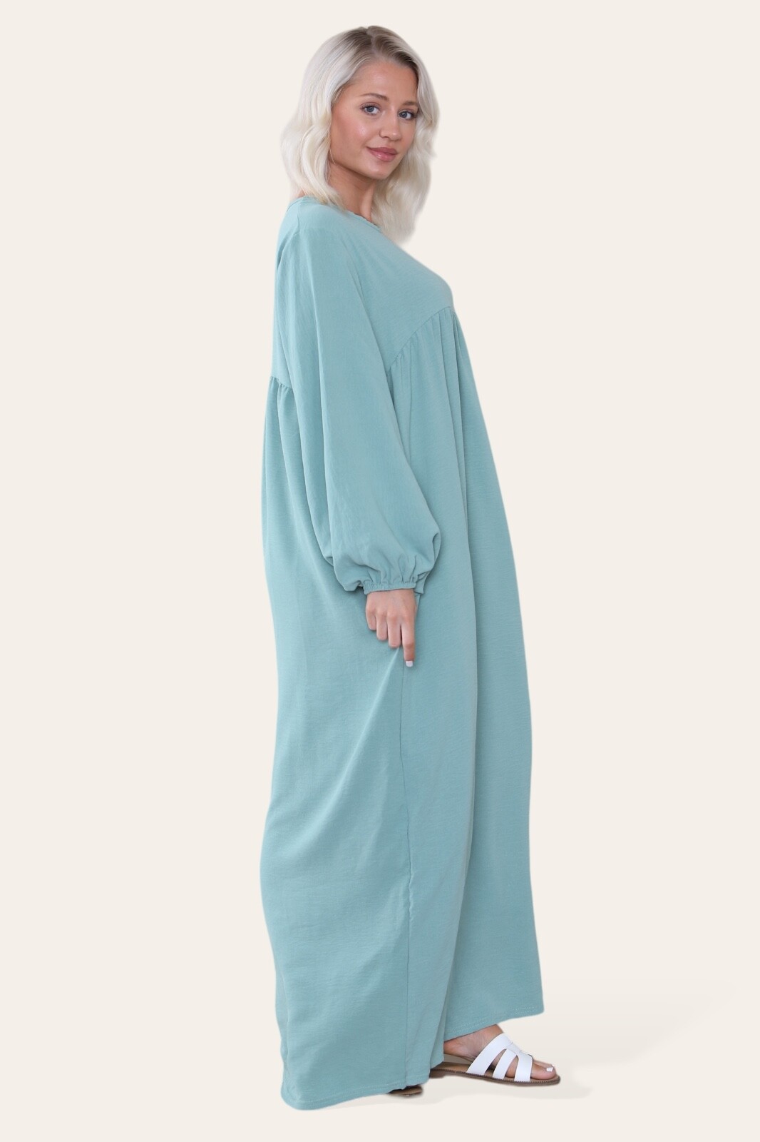 Modest Balloon Sleeve Abaya ,Classic Style and Crew Neck for All Seasons