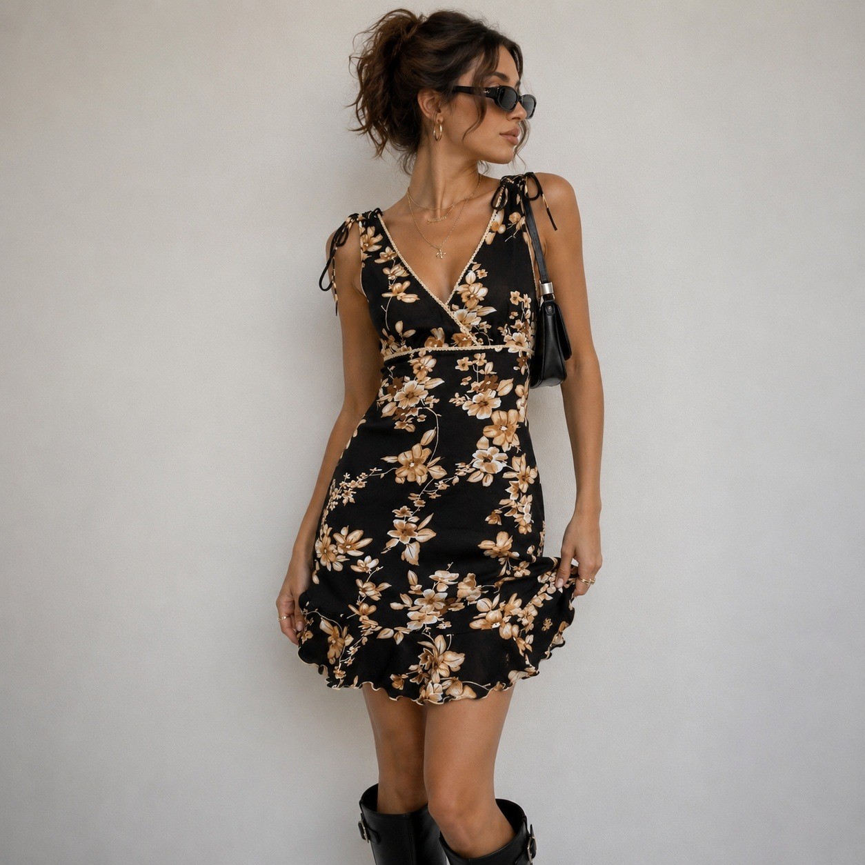 City Triangles Y2K Vintage Gold Floral Mini Dress Ruffle Hem USA Made Black M