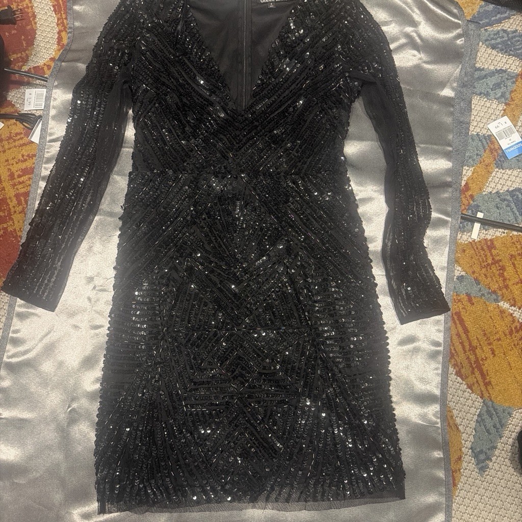 Gianni Bini Black Sequin V-Neck Puff Sleeve Bodycon Zip Back Dress 4 Knee