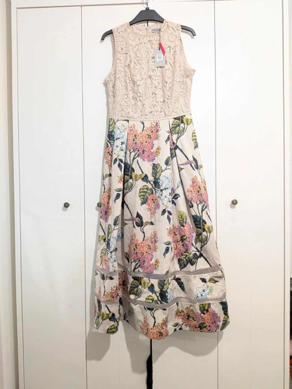 Brand New Oasis Maxi Dress Size 10 Beige A-Line Floral Prom Occasion RRP £90