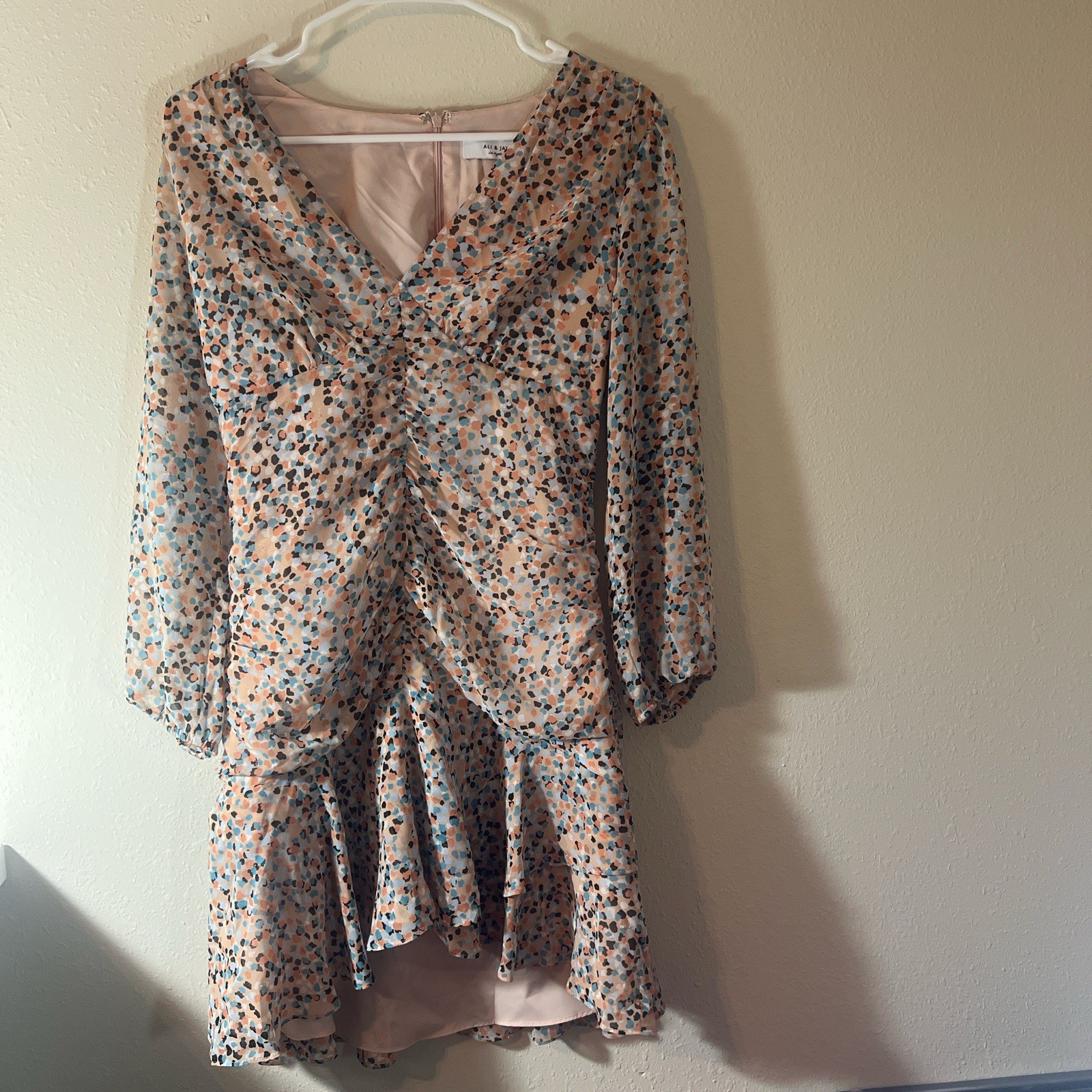 ALI & JAY Fit & Flare Chiffon Dress Ruffle 3/4 Sleeve Short Beige Blue Peach M