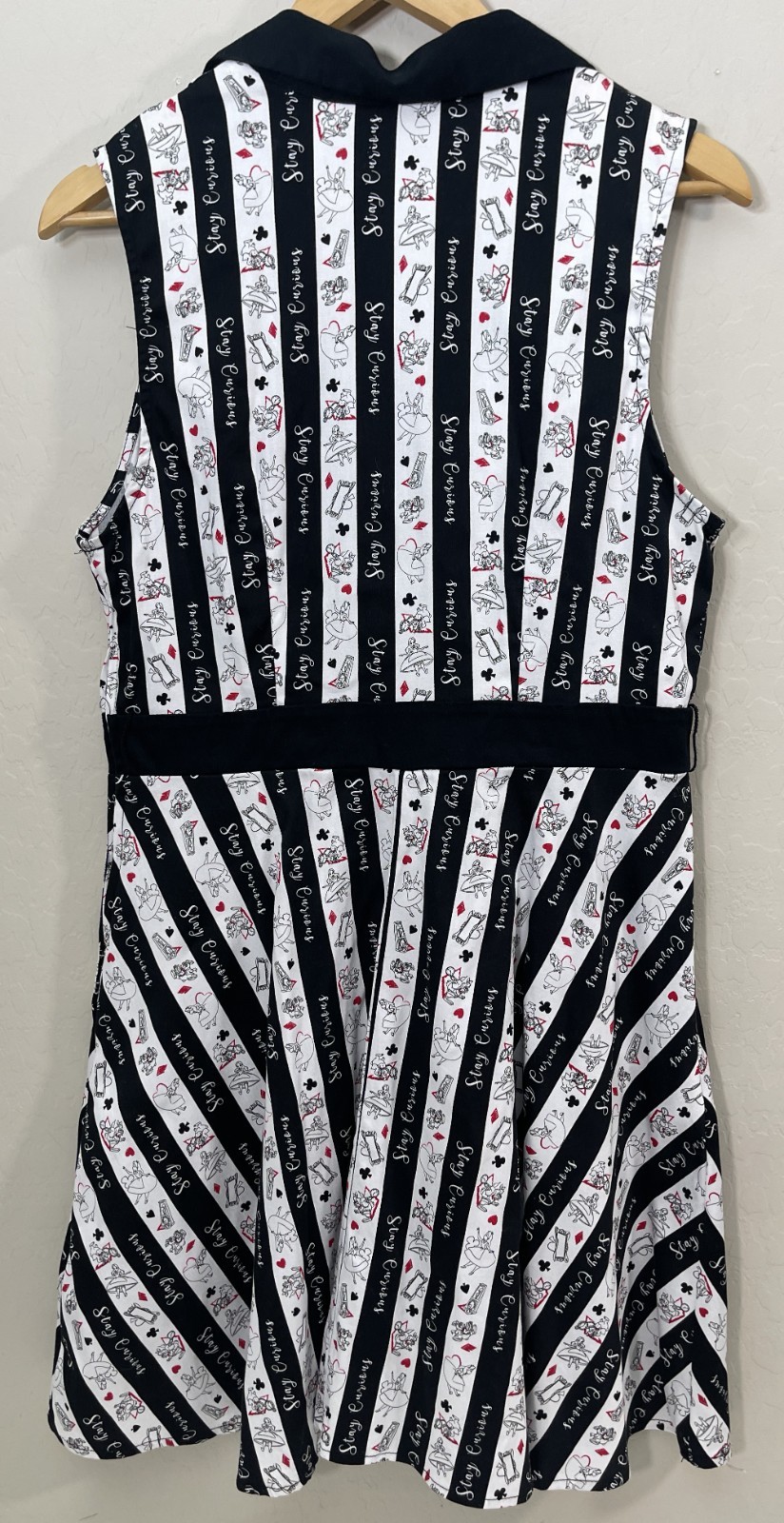 Hot Topic Disney Alice In Wonderland Stay Curious Collared Flare Shirt Dress L