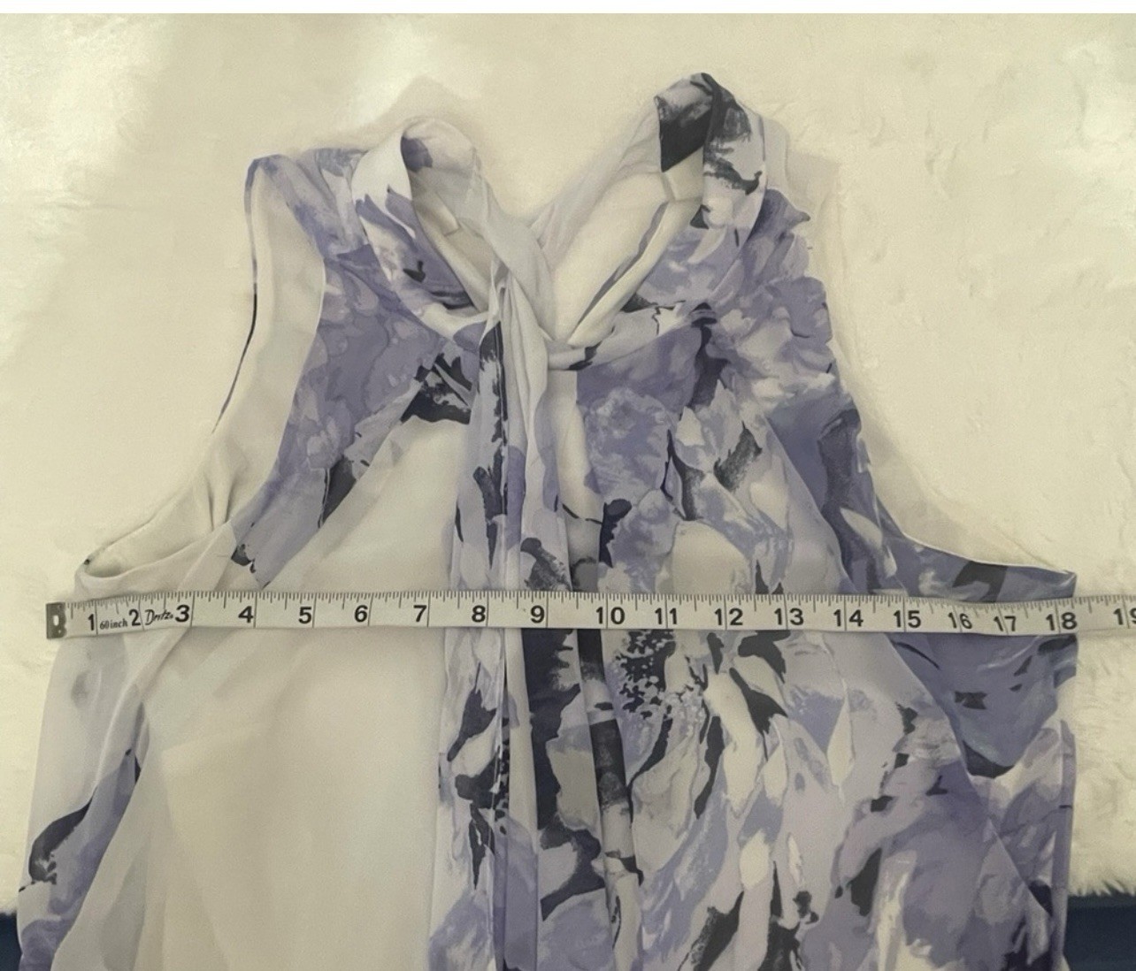Bonito Vestido Floral Marca Robbie Bee En Color Blanco Y Purple Hecho Para Ti