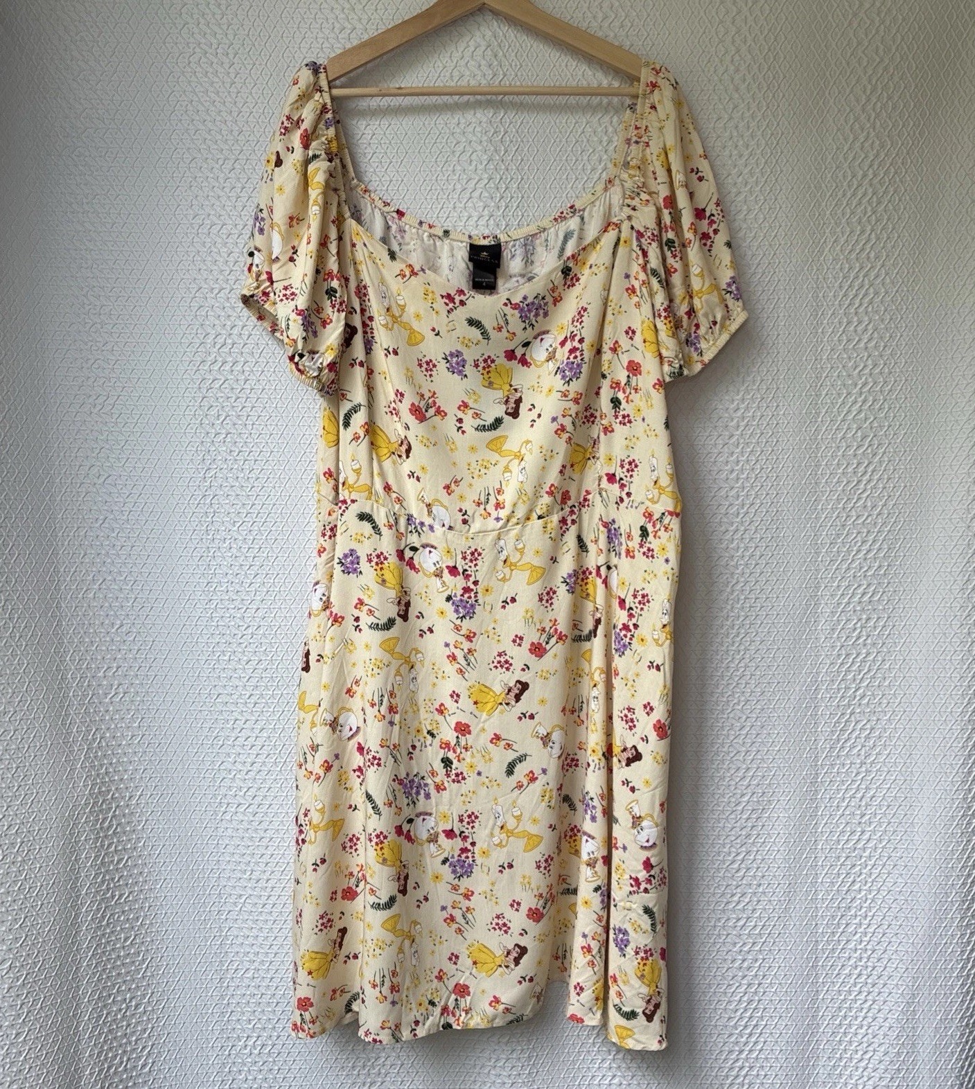 New Beauty & The Beast Disney Princess Hot Topic Dress 4X Yellow Print Belle NWT