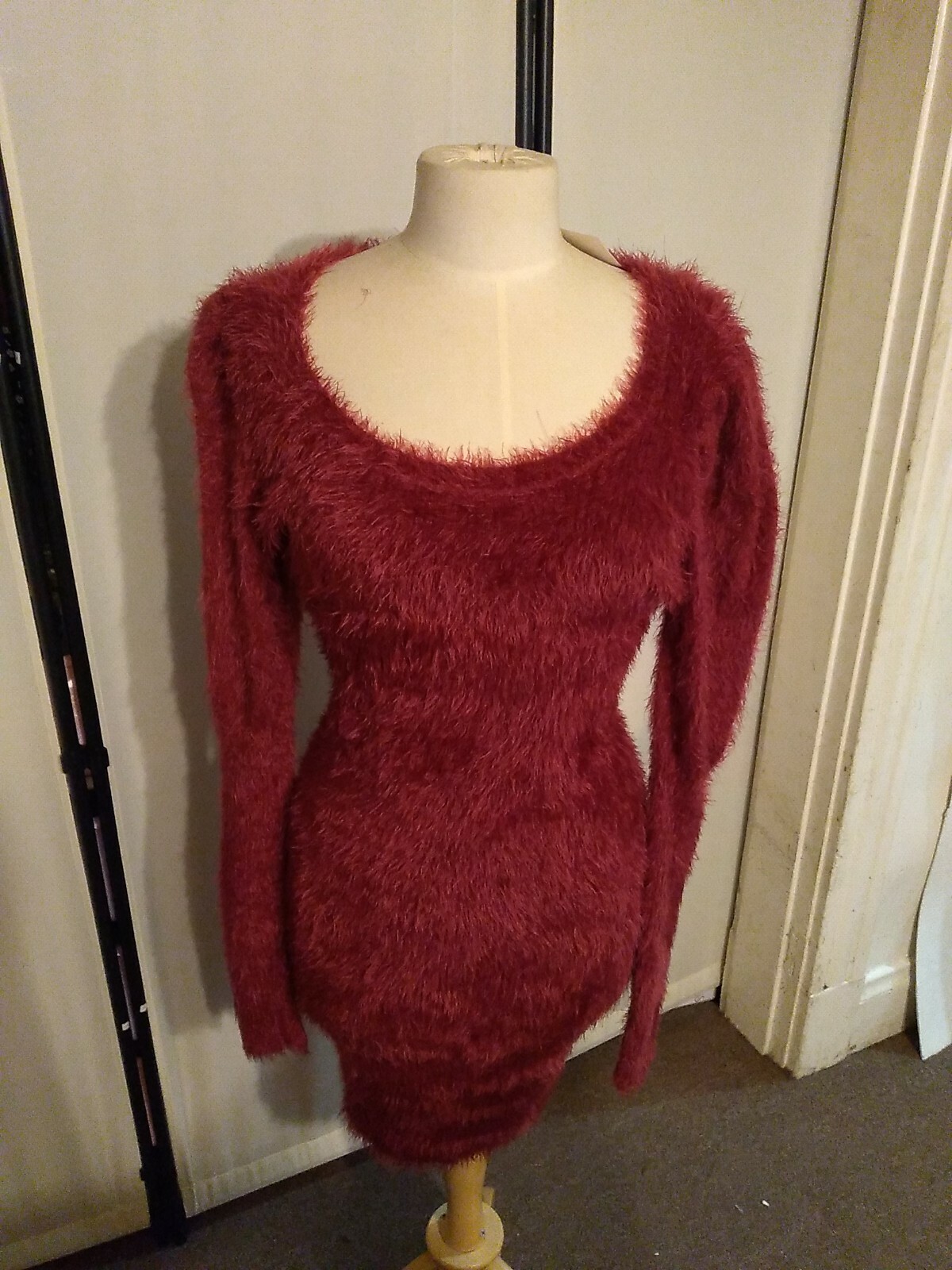 4S13NNA Magenta shaggy sweater dress sz M