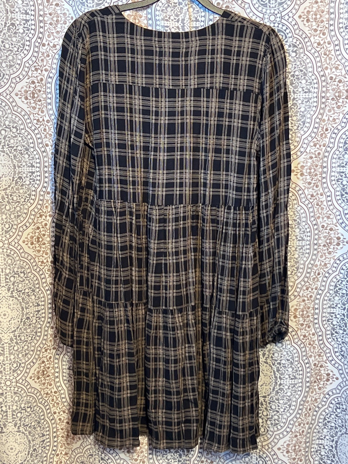 Urban Outfitters Women’s Medium Plaid Long Sleeve Tiered Button Down Dress