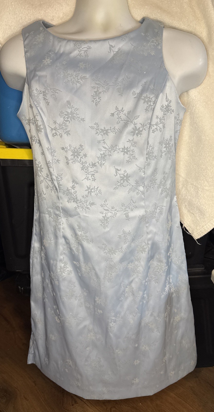 WOMEN’S SPARKLING BLUE DRESS SIZE 9/10 BY DBY, IT’S 34.5” INCHES LONG