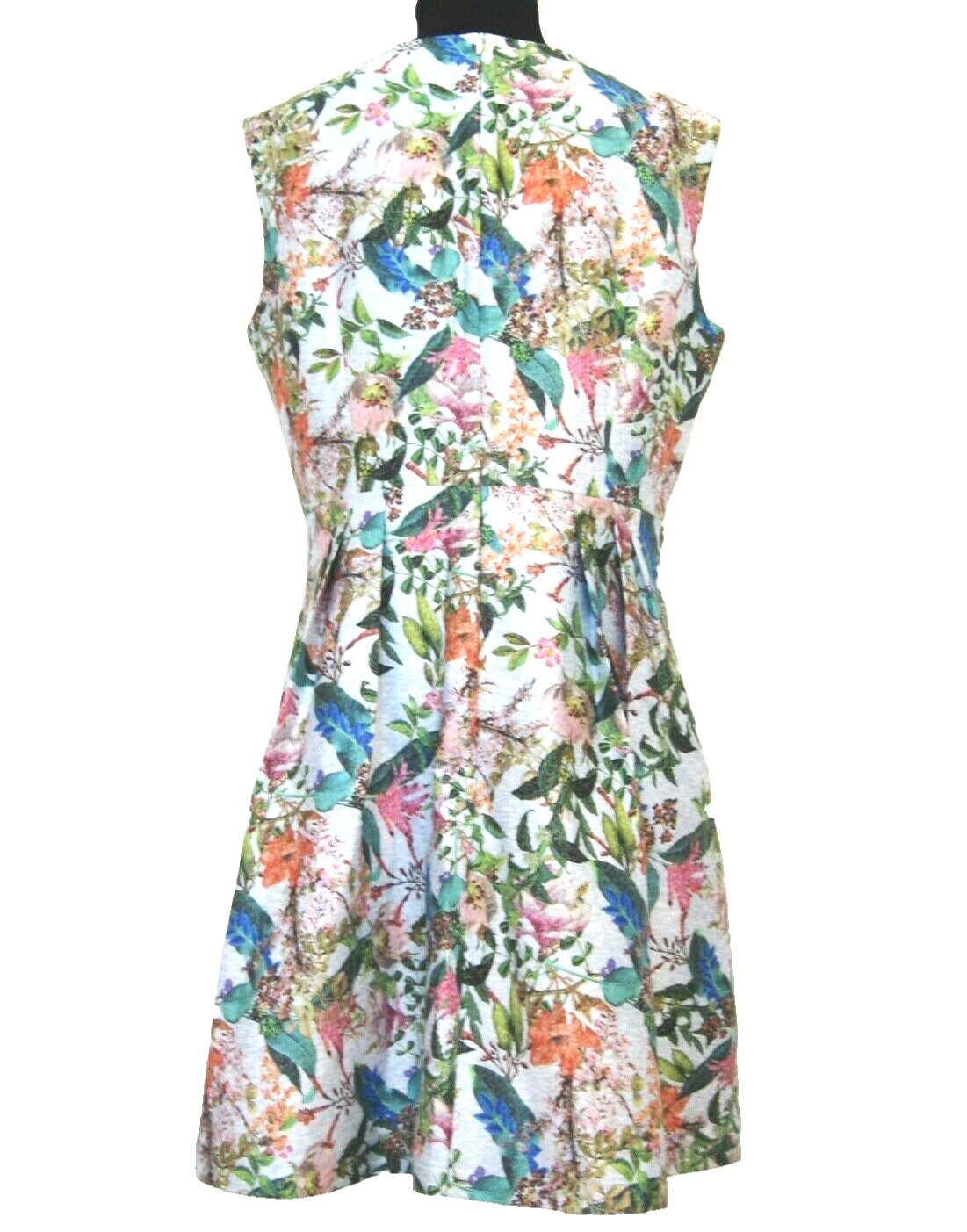 $196 Size 14 Finity Floral Sleeveless Dress