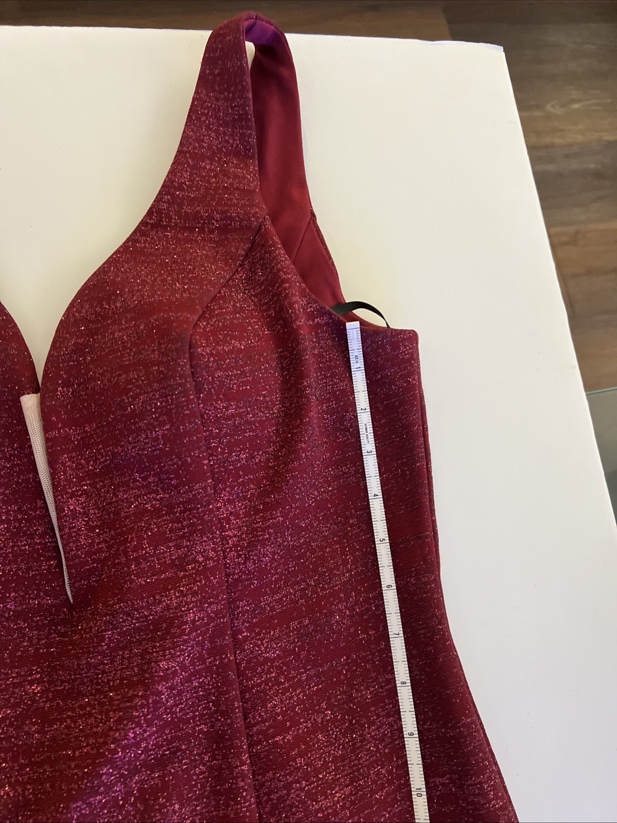 XSCAPE Elegant Burgundy Evening Gown Perfect for Any Formal Occasion Size 14