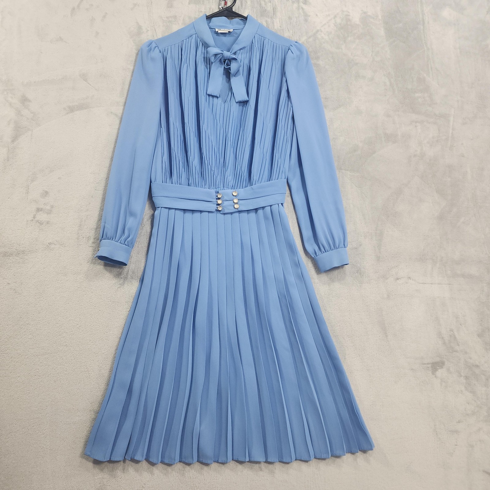 Vintage Mavinette Dress Womens S/M Blue Pleated Chiffon Belted Bow Tie Neck Midi