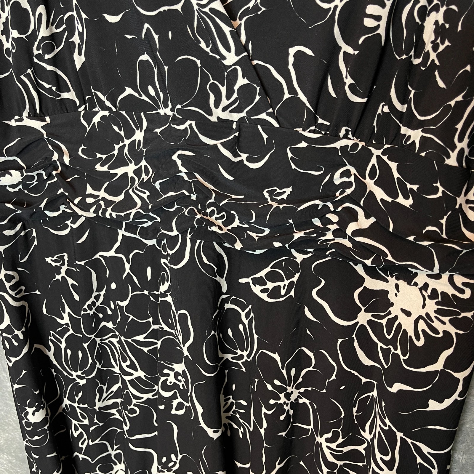 Chaps Women Floral Monogram Ruched Surplice Long Sleeve Jersey Maxi Dress 2X