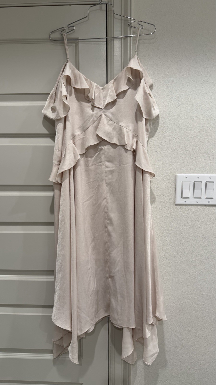 BCBGMaxAzria Off-Shoulder Ruffle Handkerchief Hem Dress in Stone Taupe Beige L