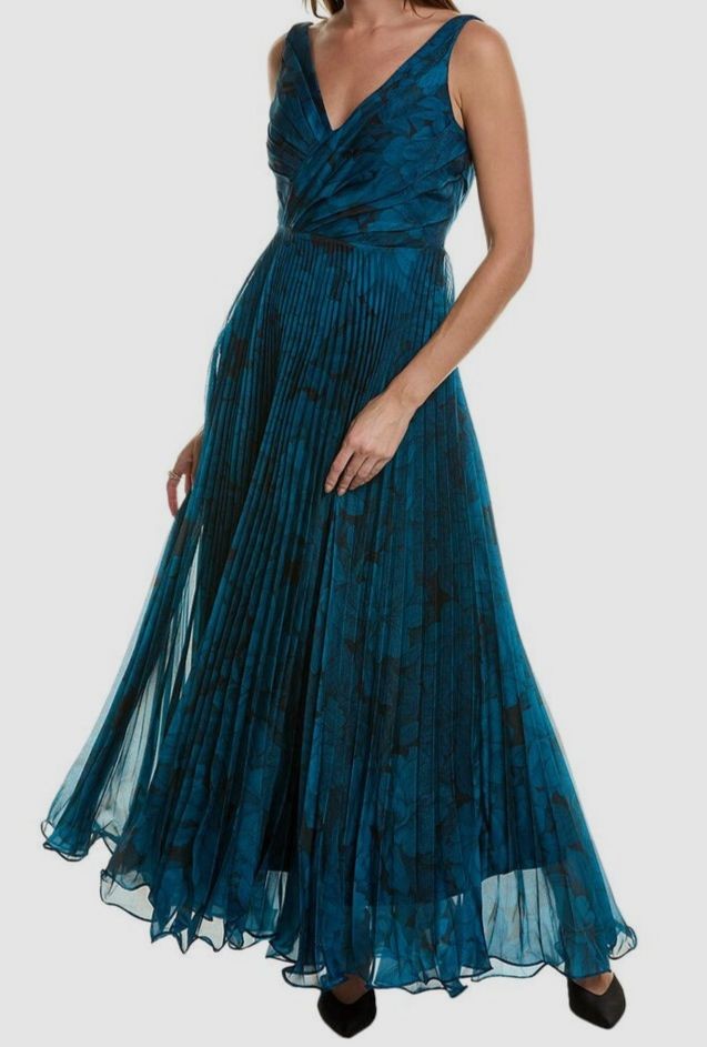 Taylor Women’s Blue Pleated Sleeveless Organza Gown Dress Size 12